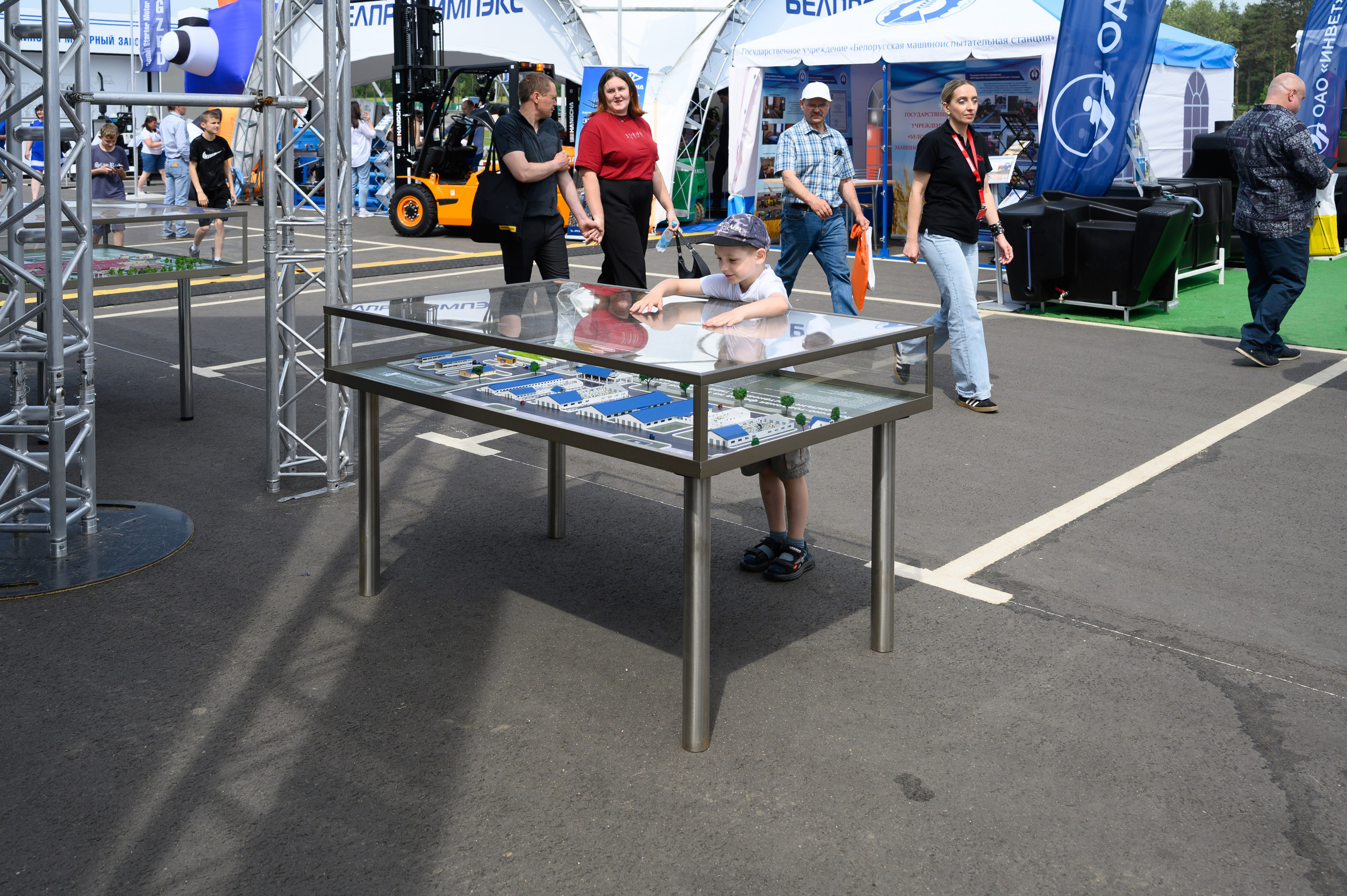 Агровыставка. Фотоуслуги, услуги фотографа, фотографирование важных событий