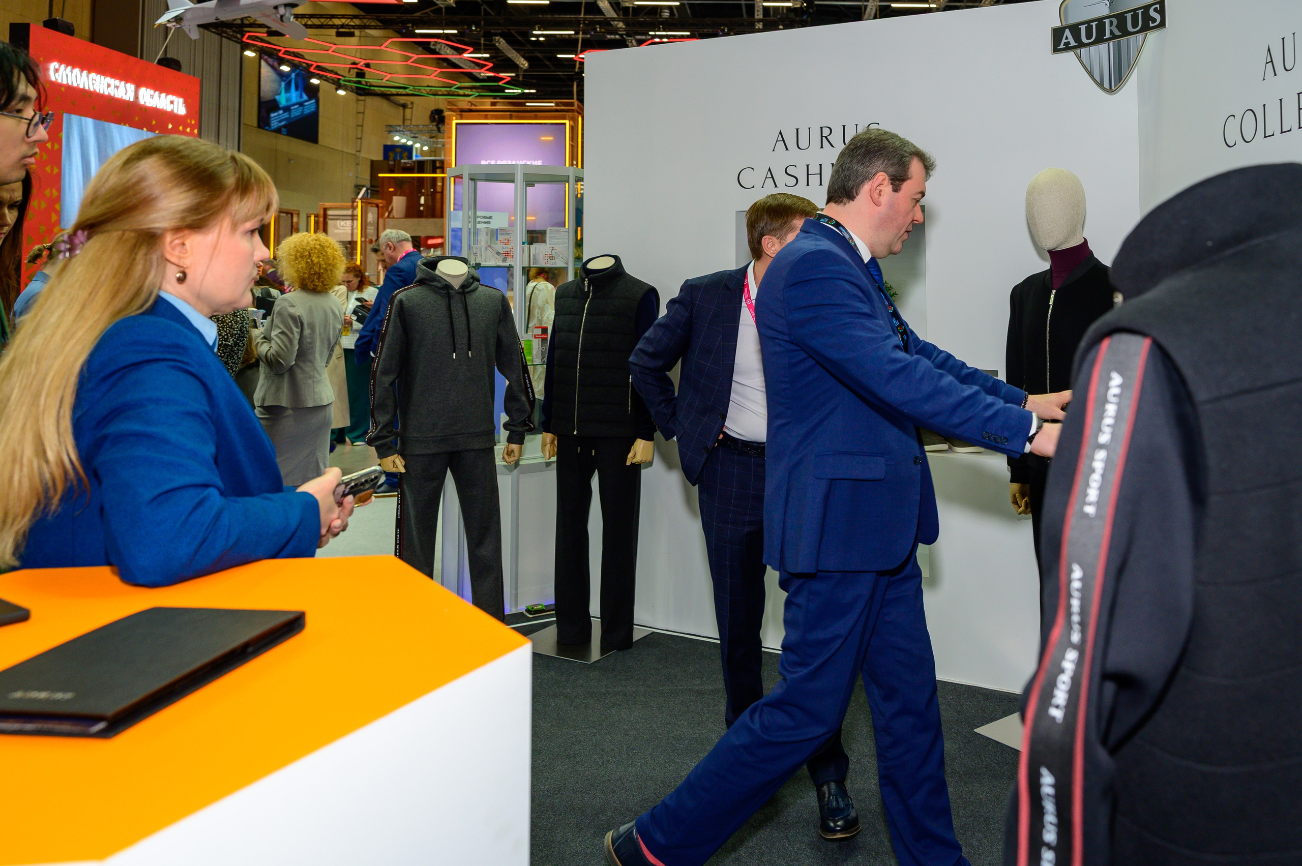 BigindustrialweekBelarus. Фотоуслуги, услуги фотографа, фотографирование важных событий