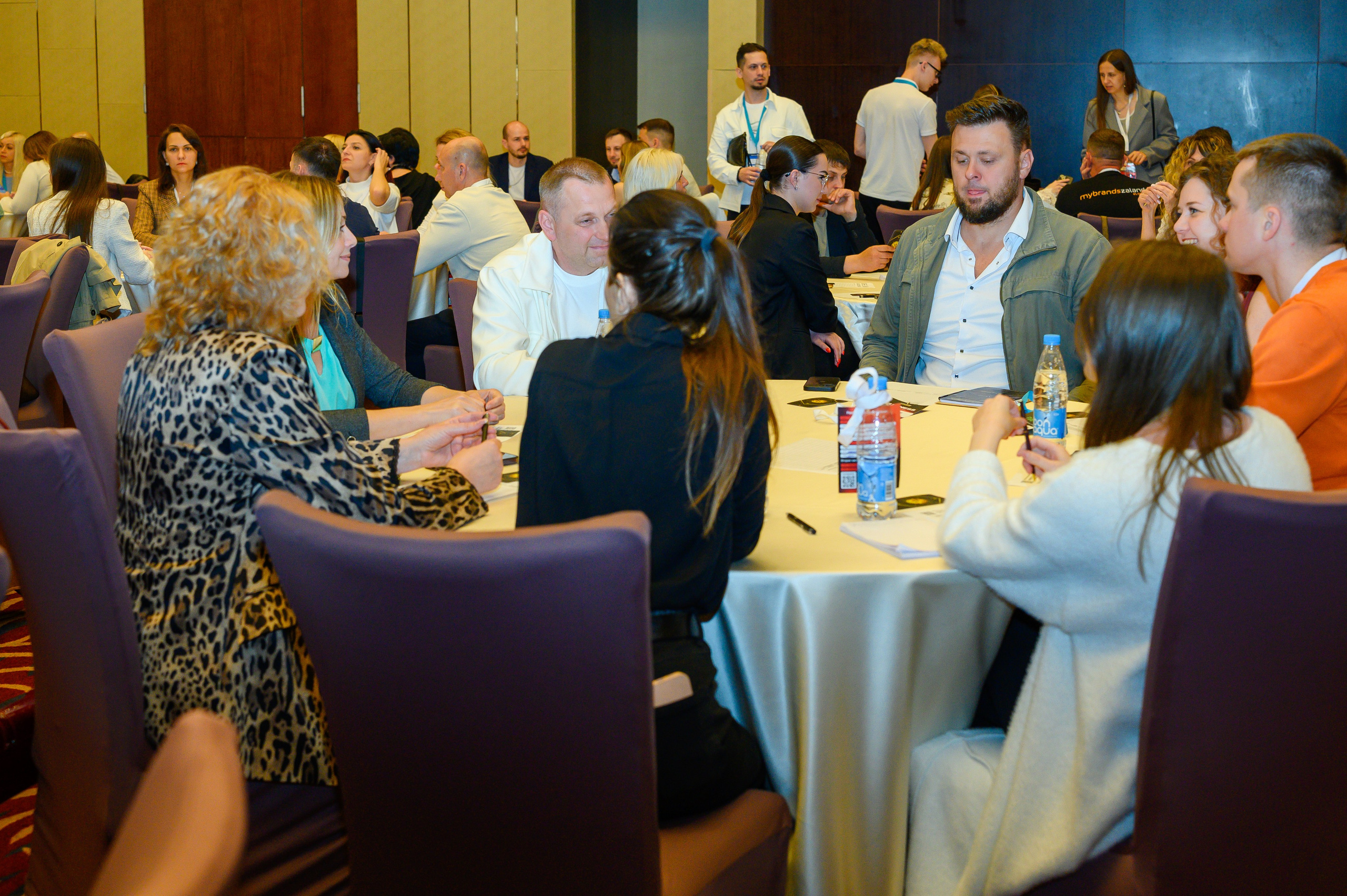 Репортажная съемка с открытия магазина. Фотоуслуги, услуги фотографа, фотографирование важных событий