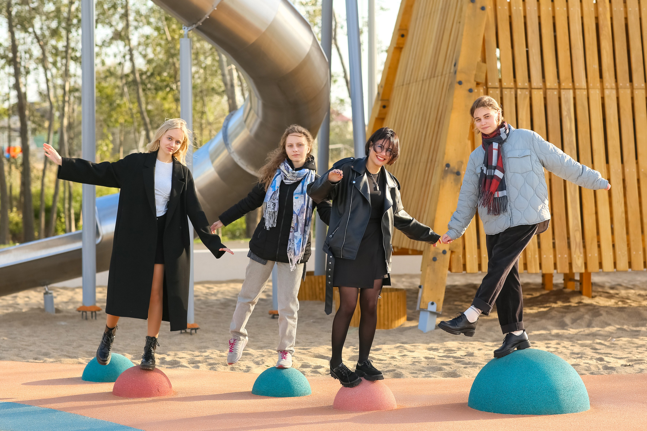 Пляж «Берега». Школьные выпускные альбомы в Белгороде