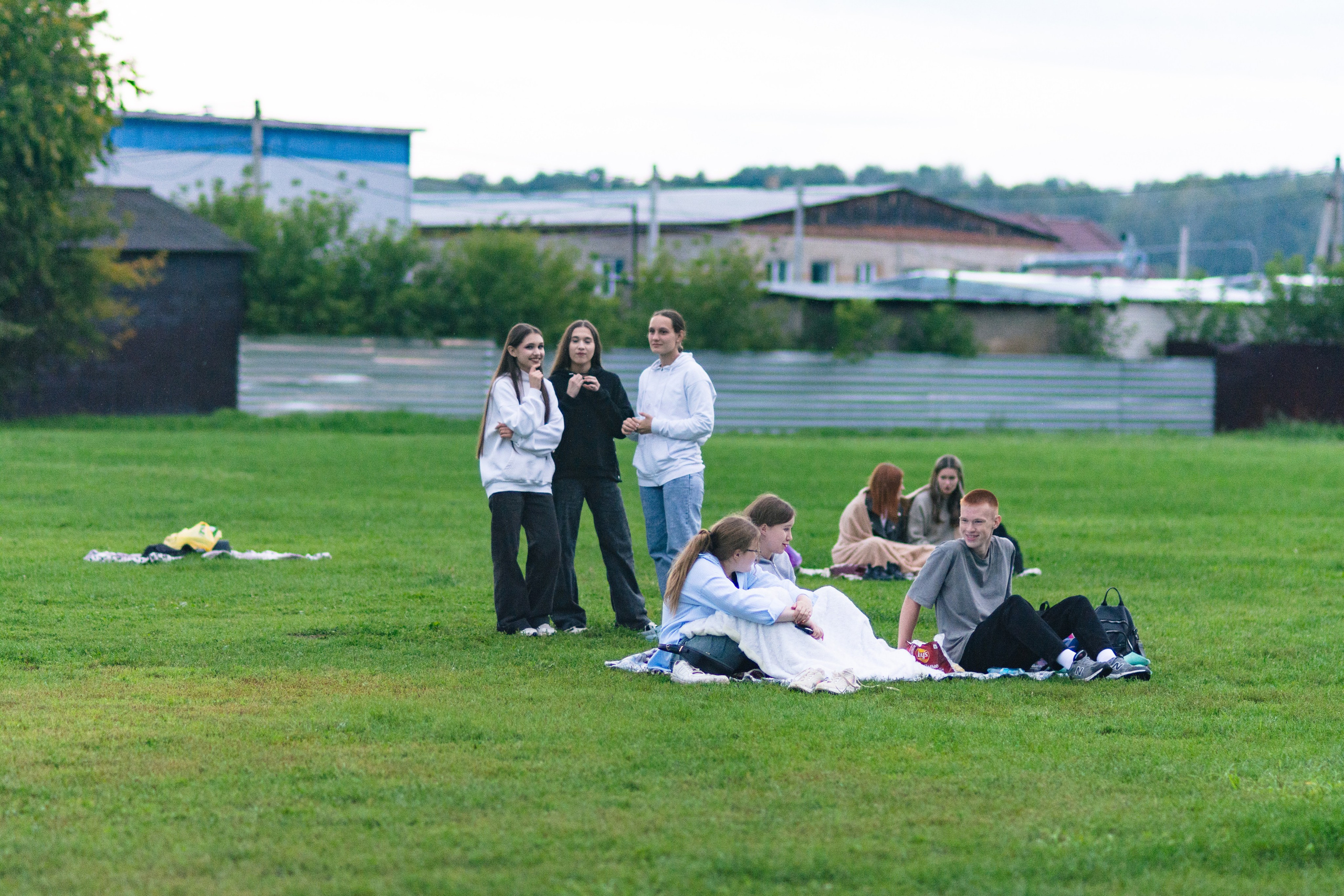 Кино на траве и ДР группы «Доктор Пепси». Алексей Маисеев | Свадебный и художественный фотограф в Новосибирске | Съемка на природе и в студии