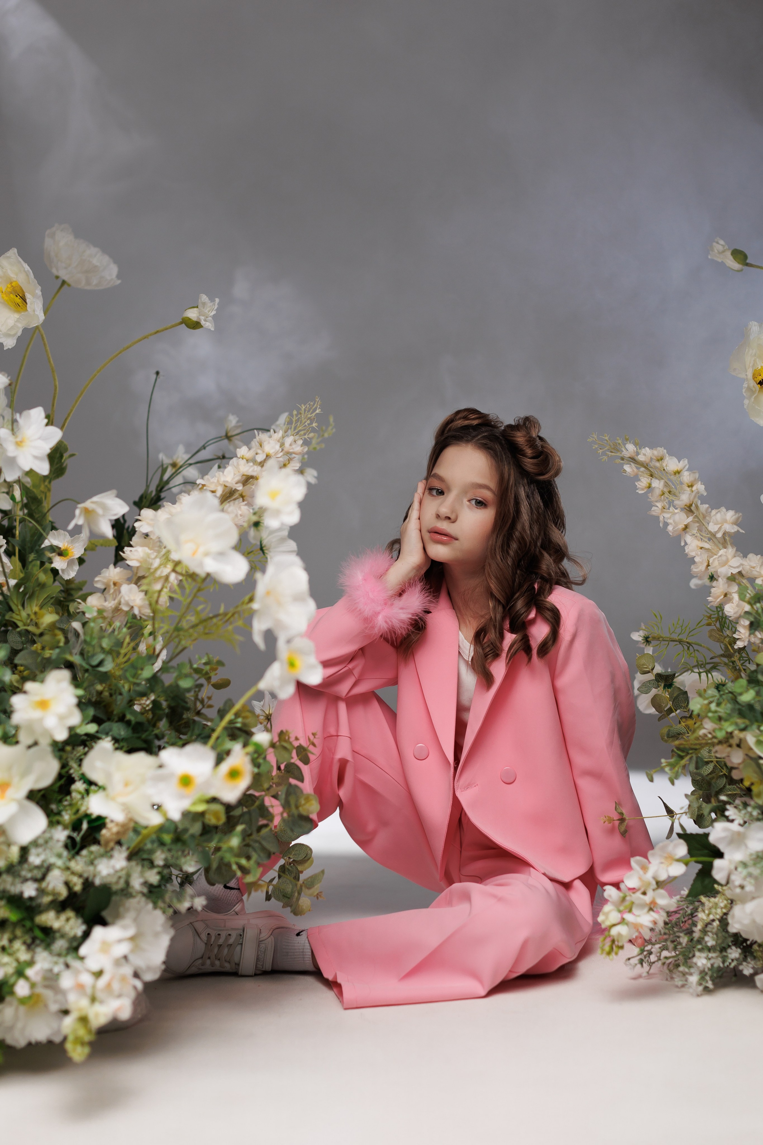 Съемка с цветами для модельного агентства. Анна Демидец — фотограф и маркетолог в Новошахтинске, Шахтах и Ростове-на-Дону