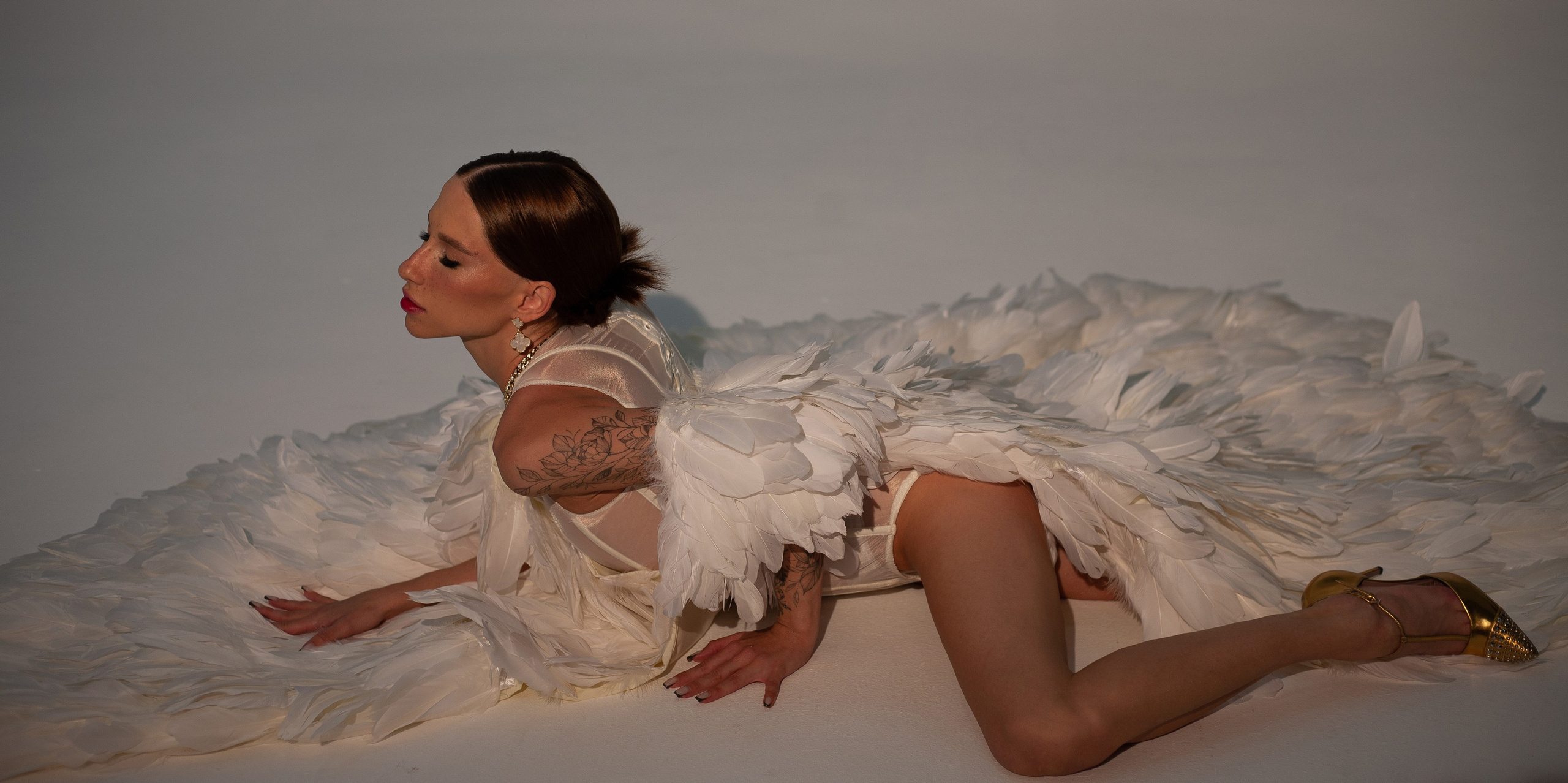 Цены на индивидуальные съемки. Контент фотограф в Москве