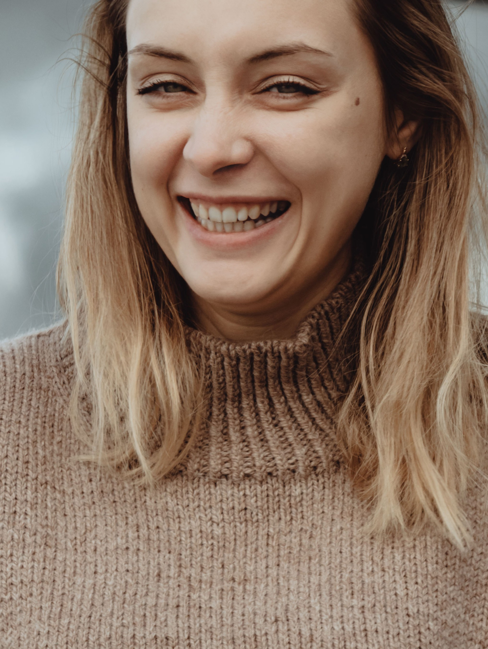 Elegant beauty with Lyubov. Portrait photographer in Tivat Montenegro Katerina Kirsanova