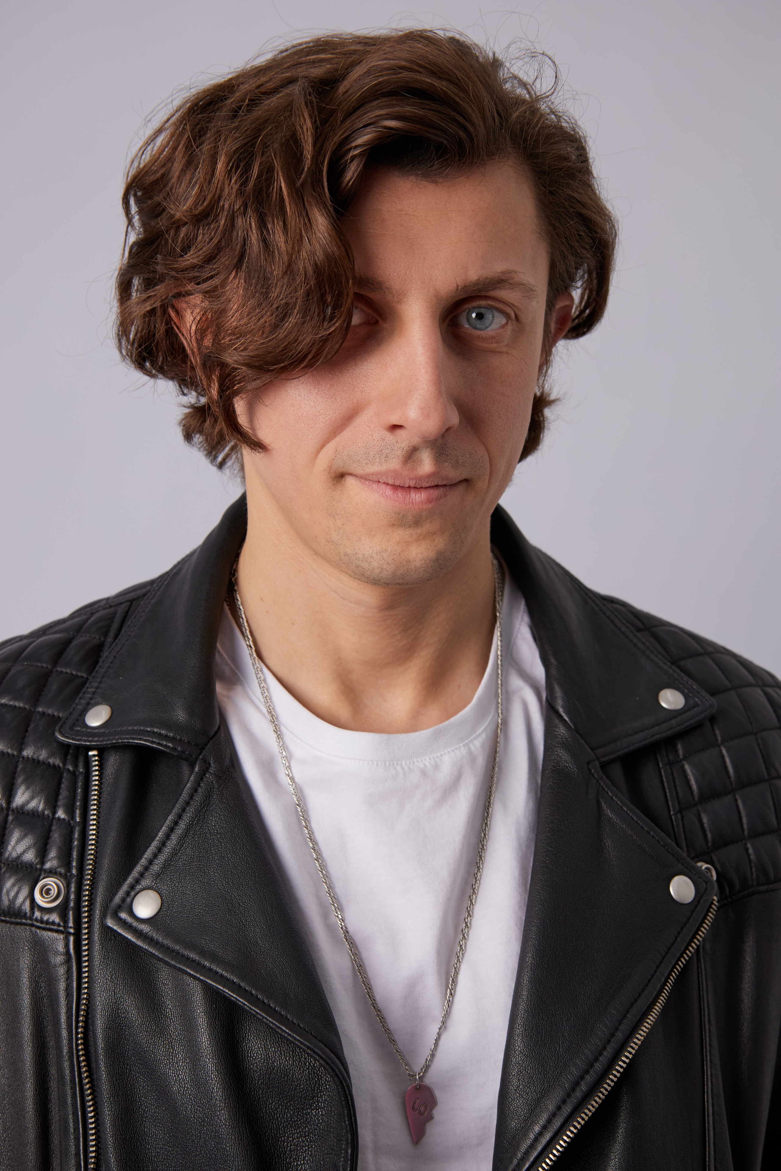 Дмитрий 105/86/101 184. Главная