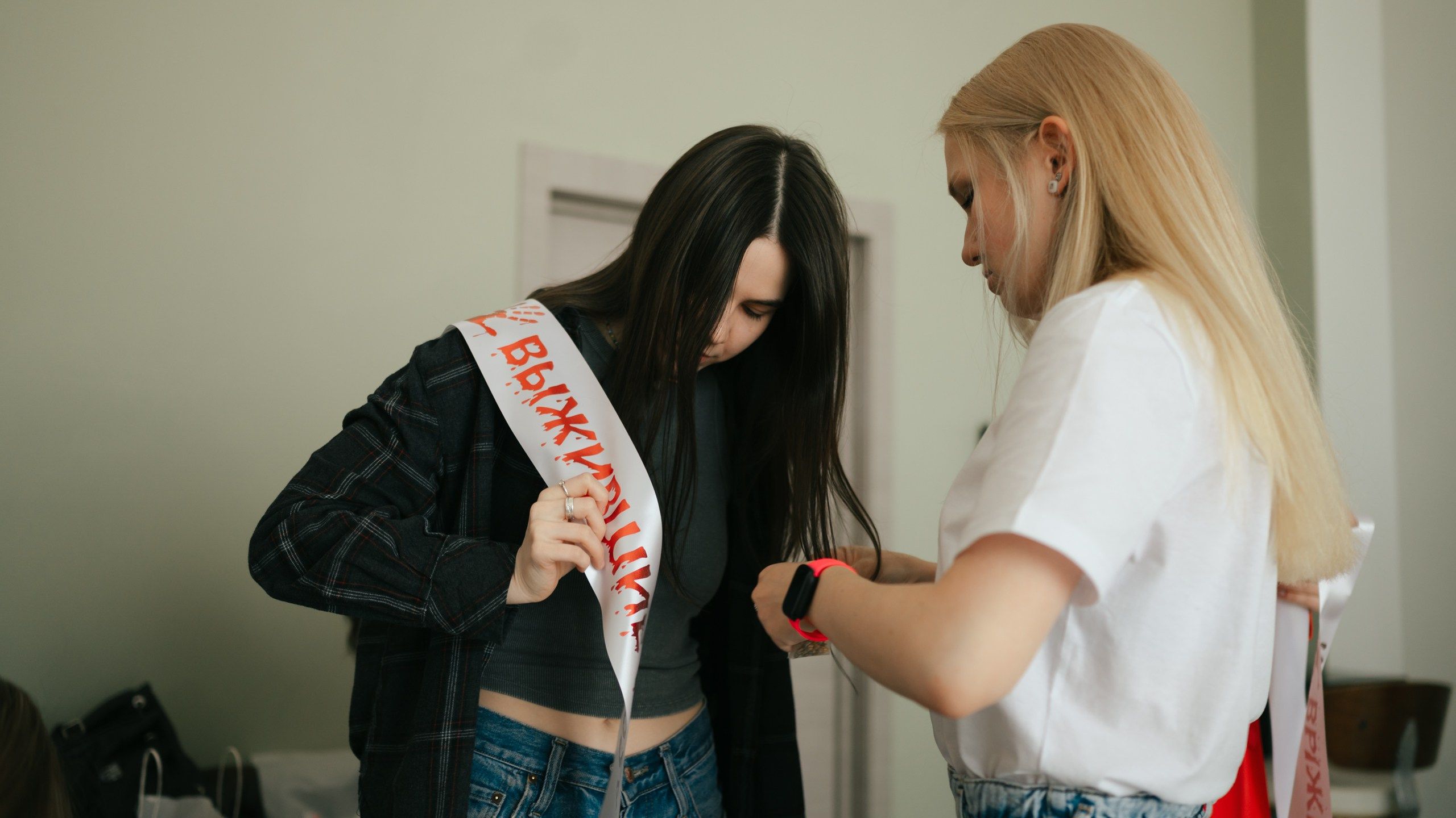 Мед выпуск. Komonev