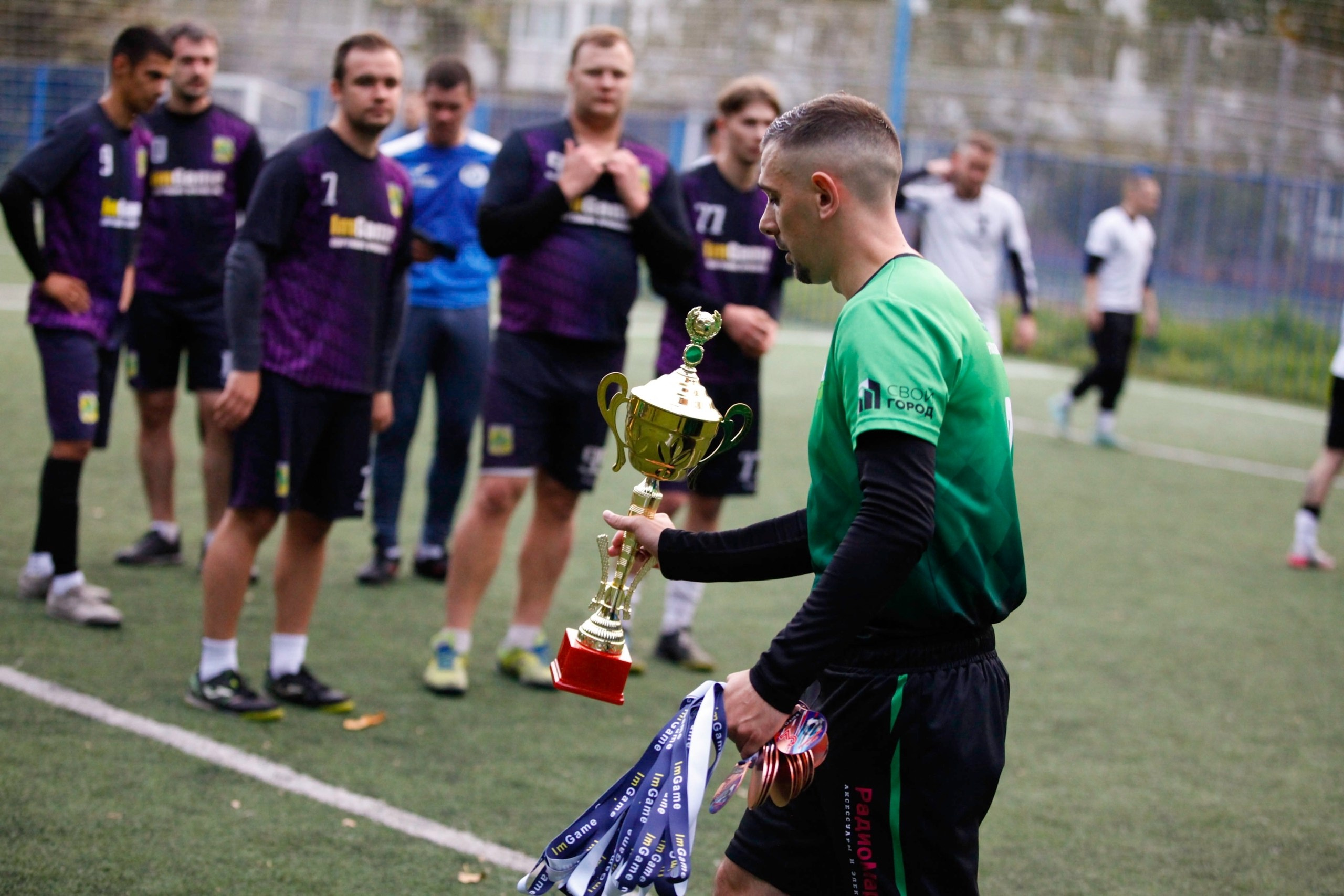 ФУТБОЛ. Фото. Спортивный фотограф, трансляция, звук и свет в Новосибирске