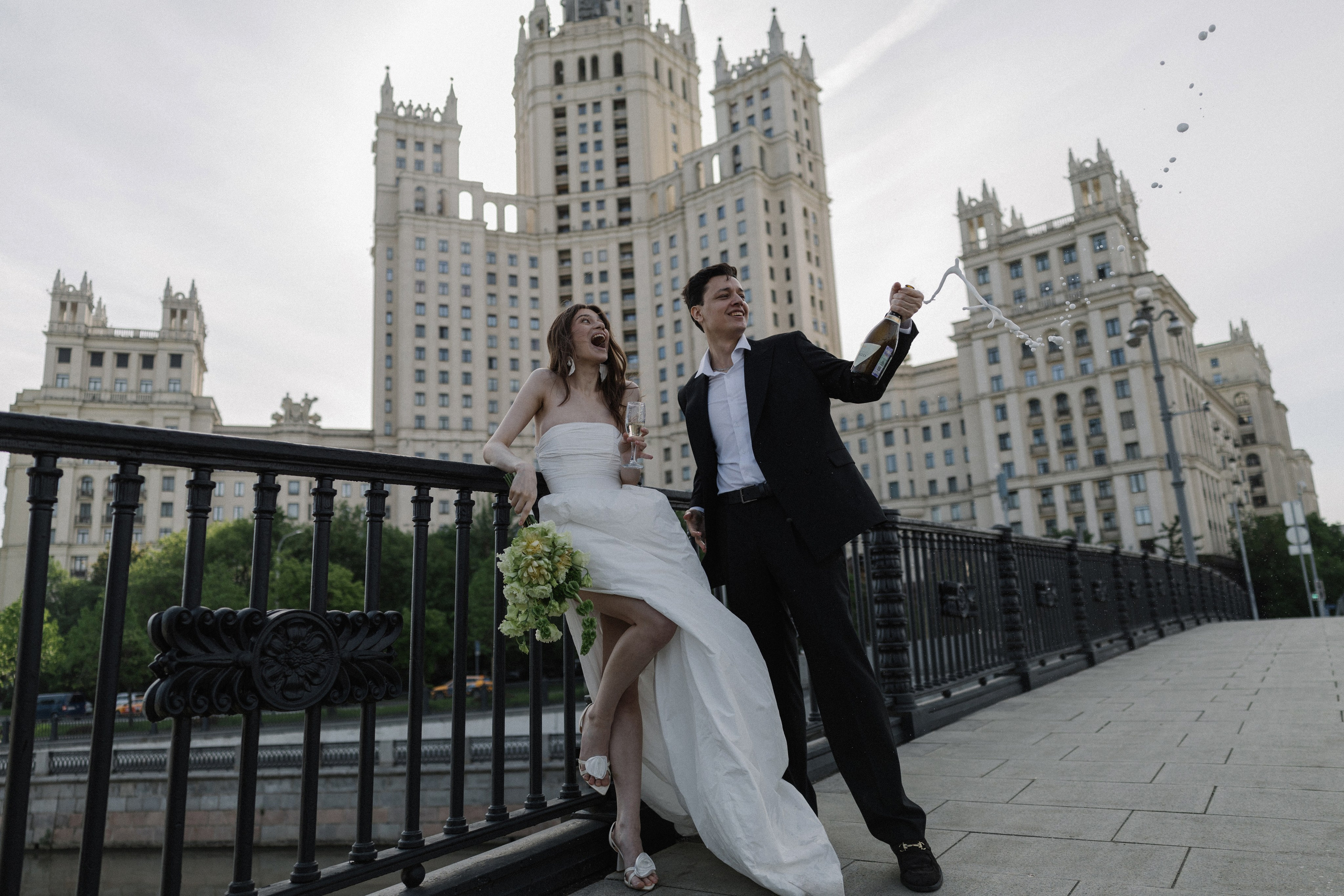 Москва. Набережная. Вы. Юлия Анисимова — свадебный и семейный фотограф в Санкт-Петербурге