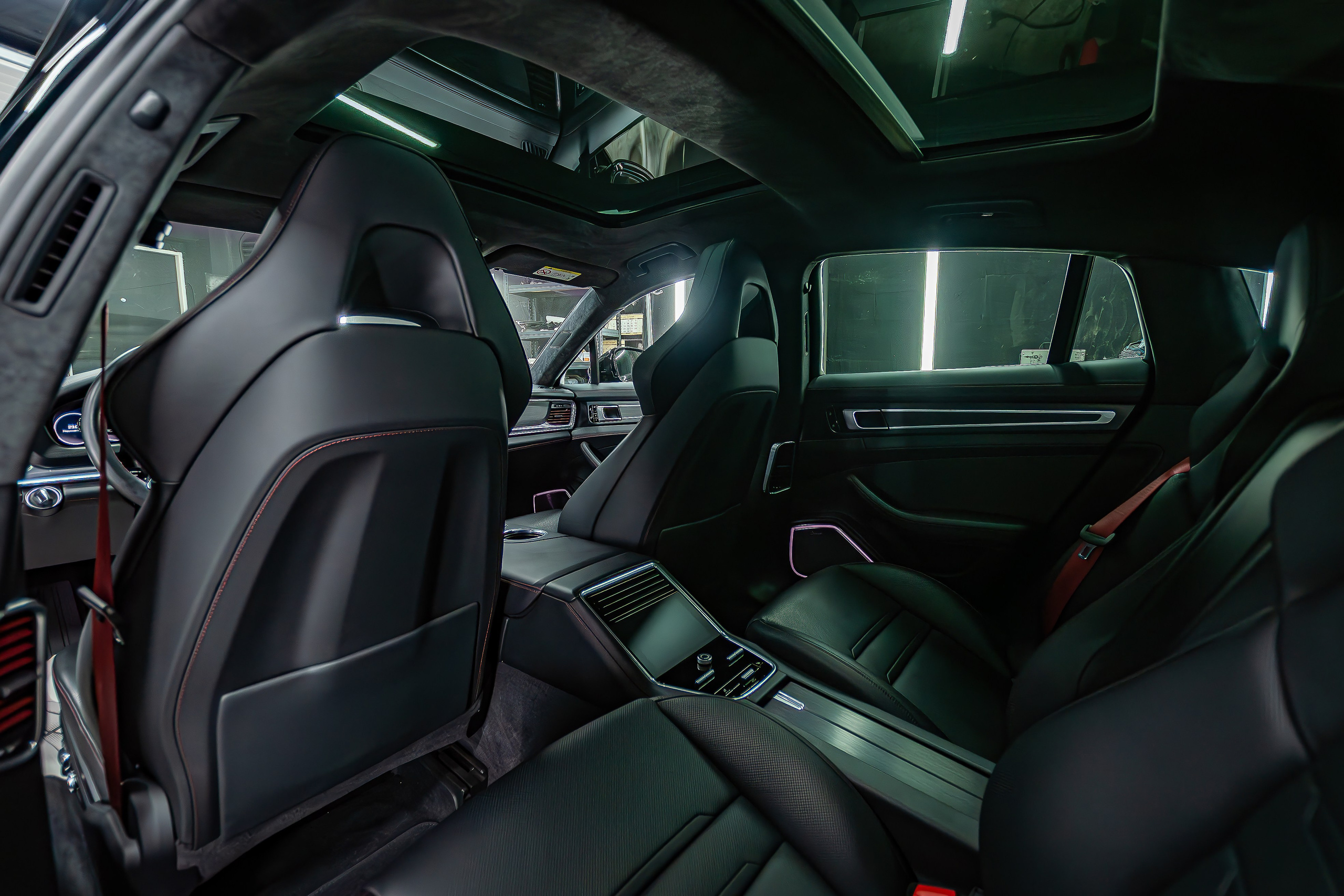 Фотосъёмка: Легковые авто В Москве. Интерьерный & Репортажный фотограф Озеров Денис, г. Москва