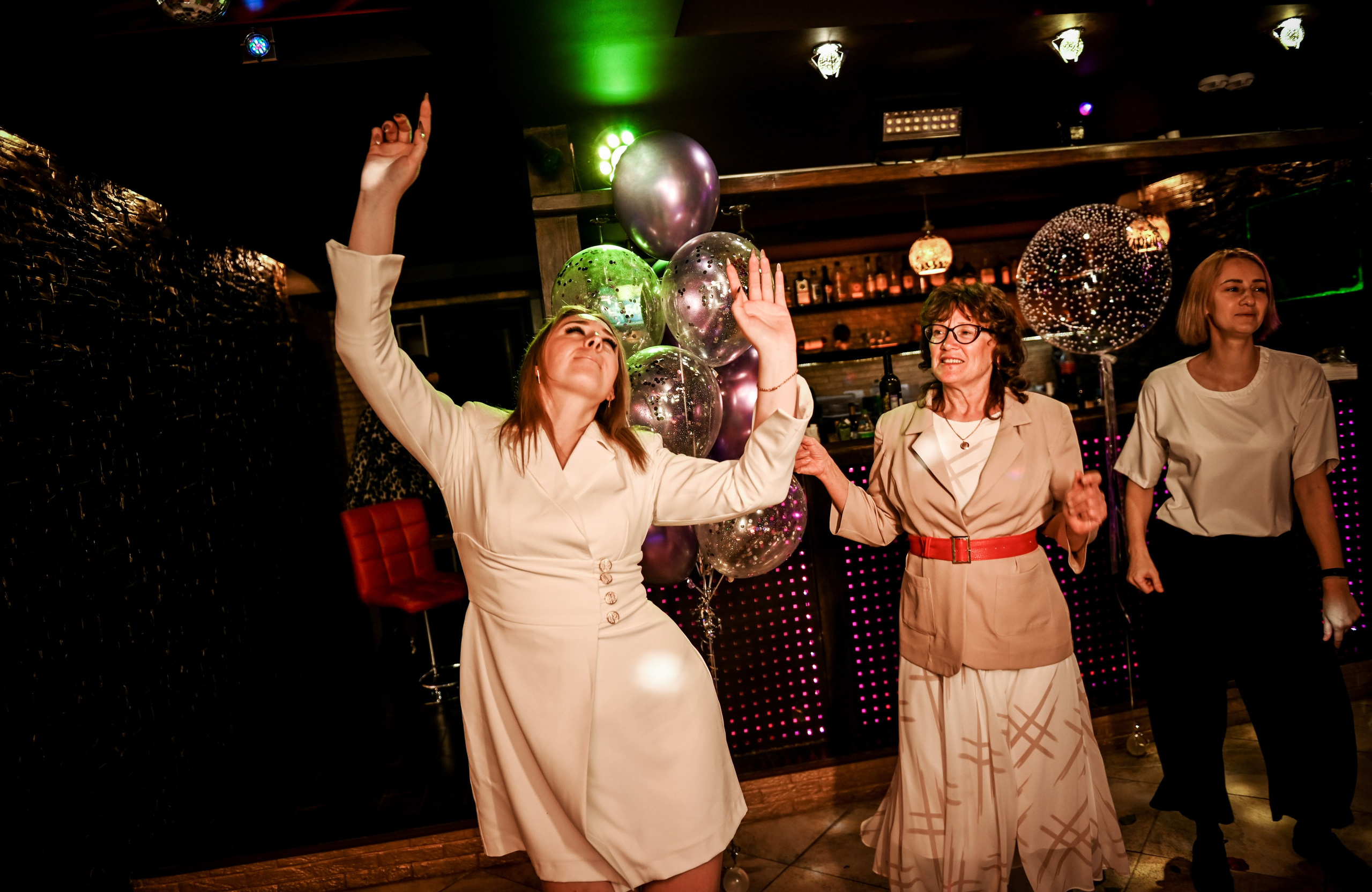 День рождения. Свадебный, семейный, детский, контент фотограф в Омске Максим Ильин