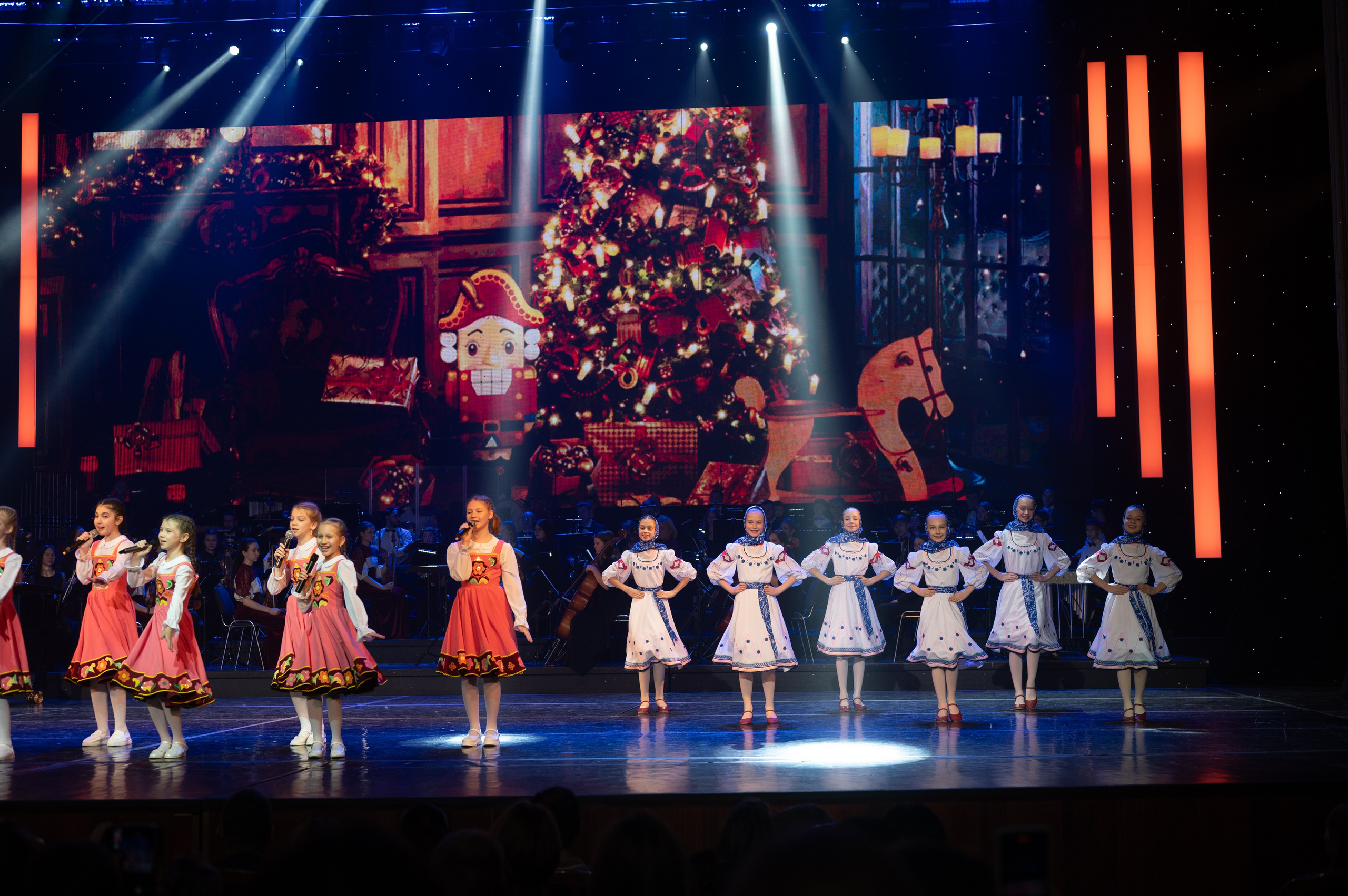 Отчетный концерт ДШИ «Гармония» «Зимняя гармония». Фотограф новорожденных, семейный детский в Тюмени Татьяна Морозова