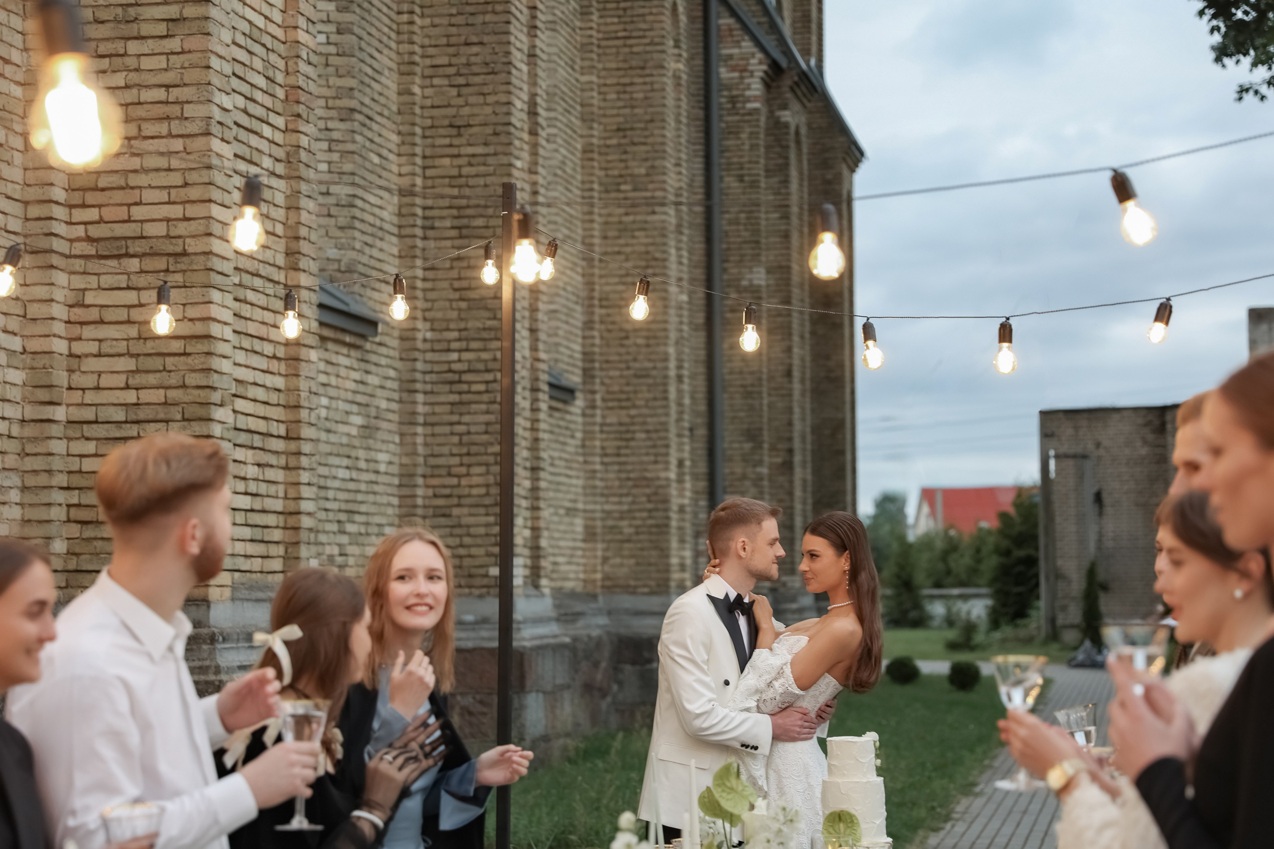 Кирилл и Виктория. Свадебные фотограф и видеограф в Минске Голдосовы Марина и Вадим