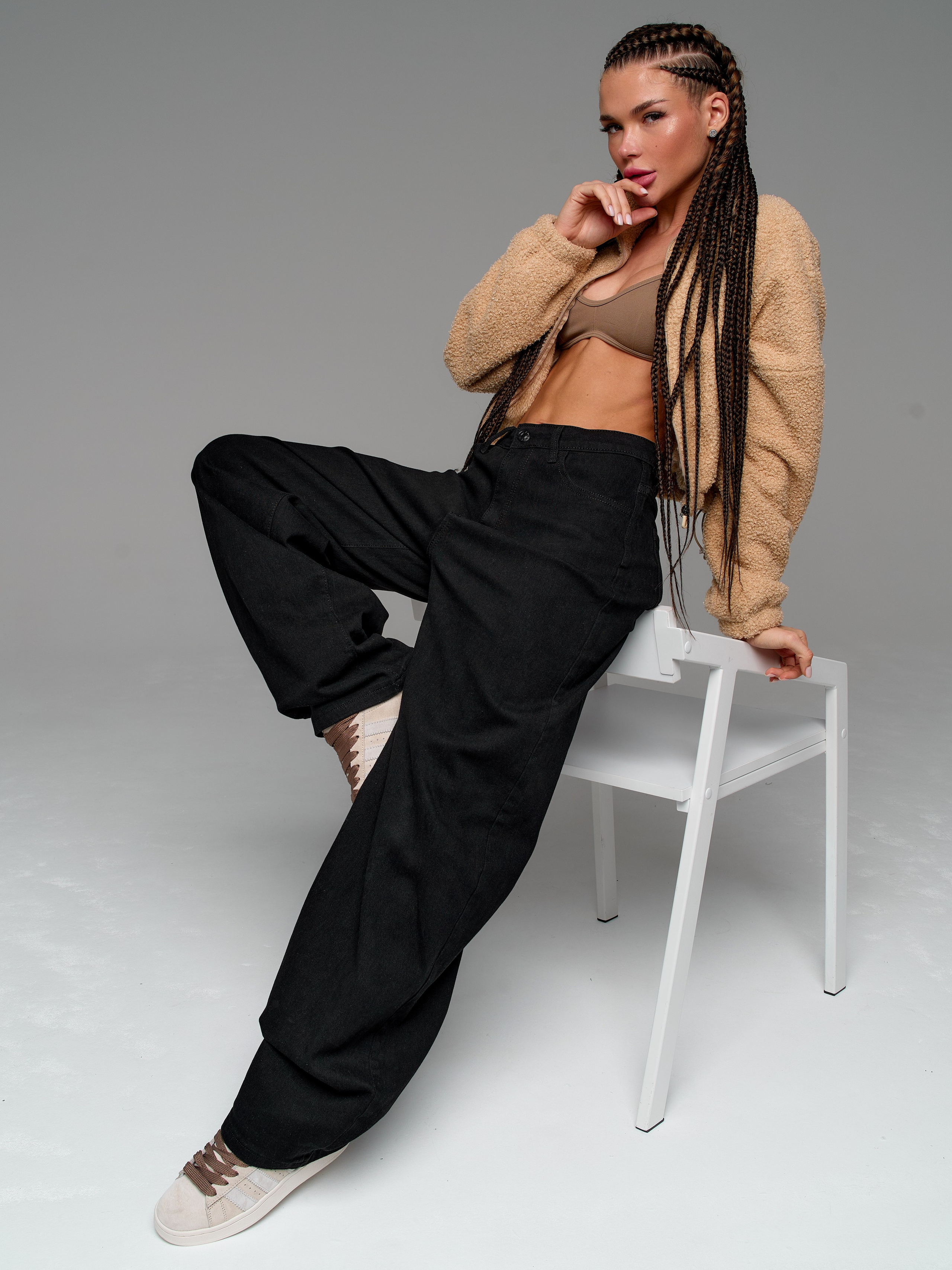 Джинсы. Фотограф для маркетплейсов в Москве