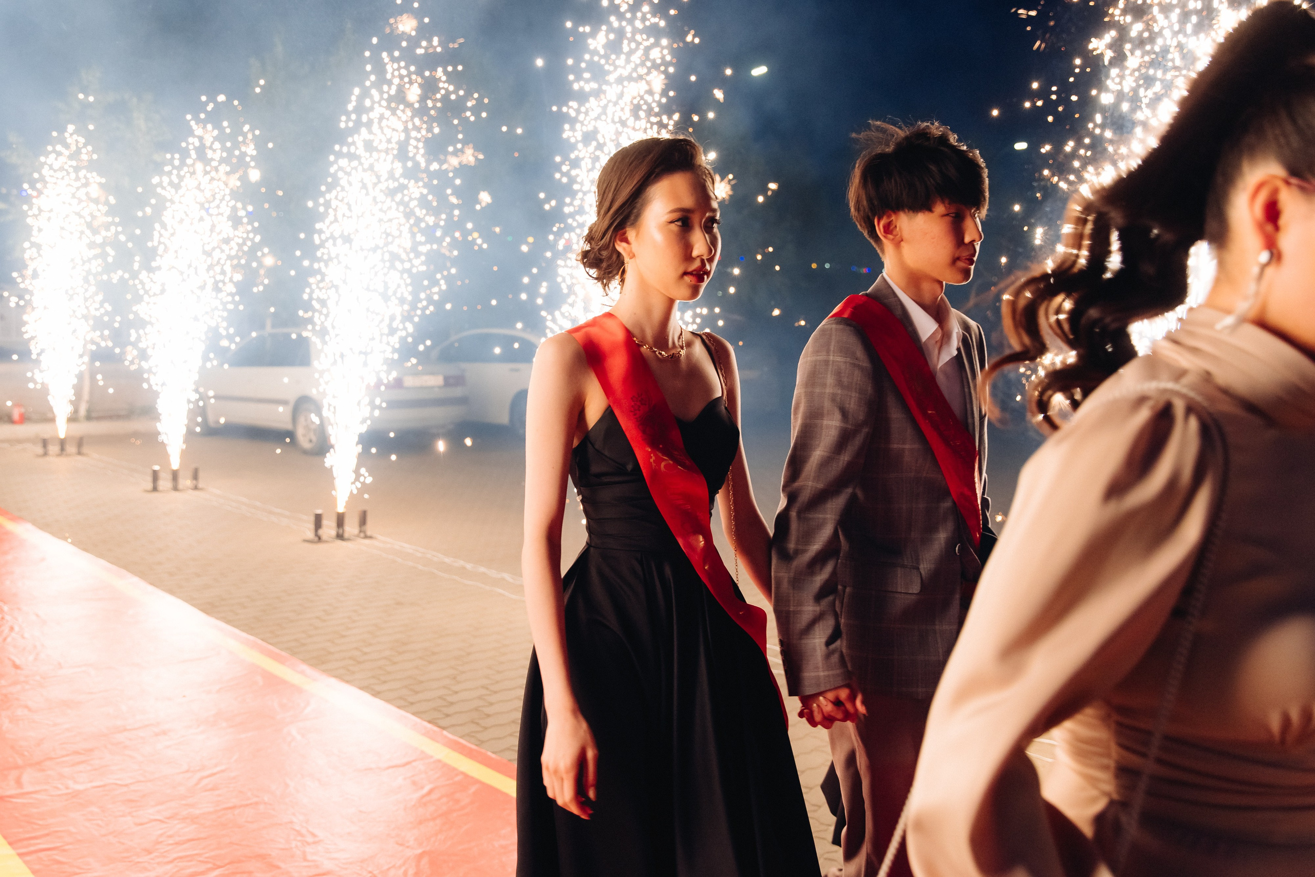 Выпускной вечер. 49 школа. Баран на корове. Свадебный и семейный фотограф в Улан-Удэ