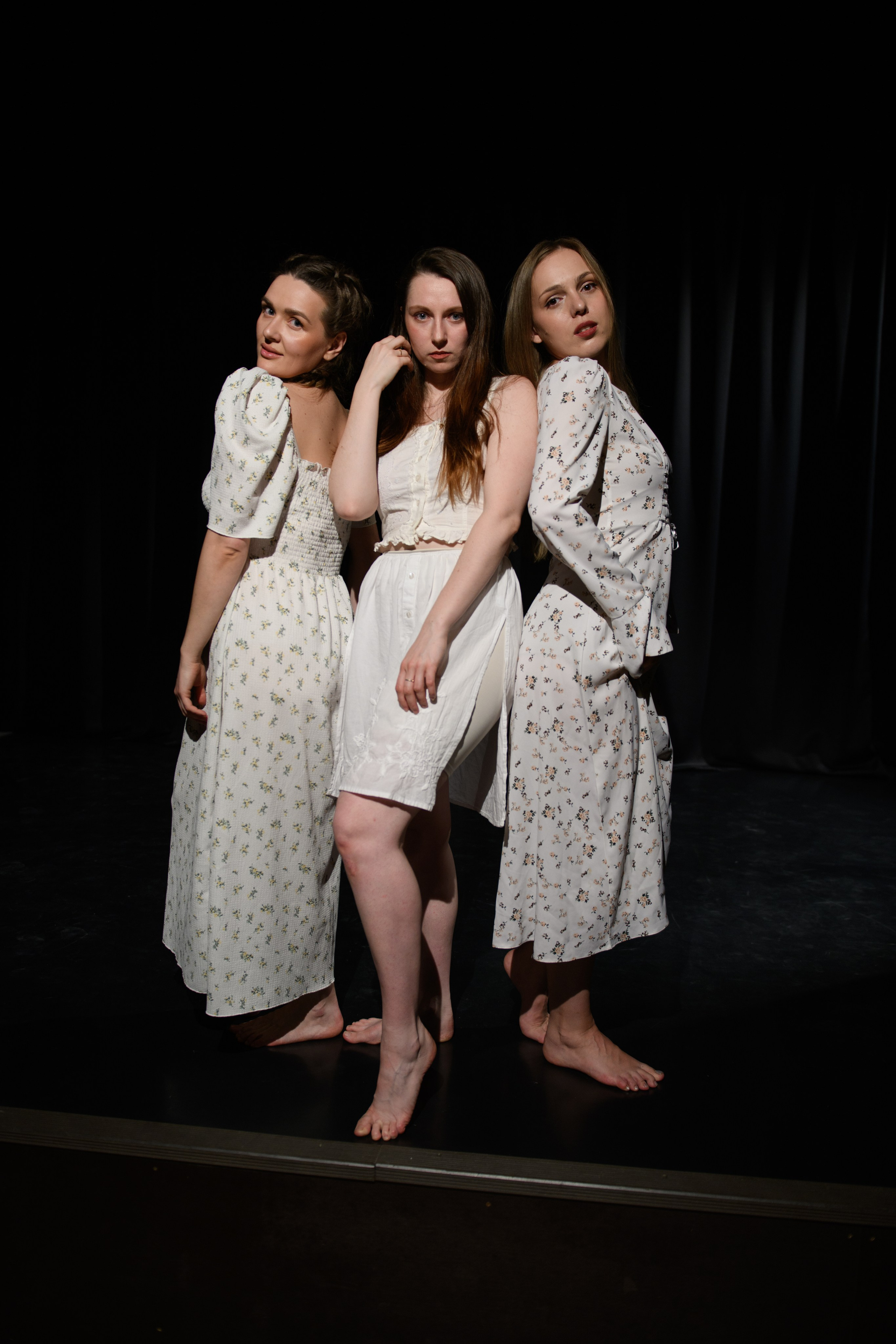 За нарисованным очагом. Организация и проведение фотосъемок в Санкт-Петербурге. Фотограф Смирягин Илья