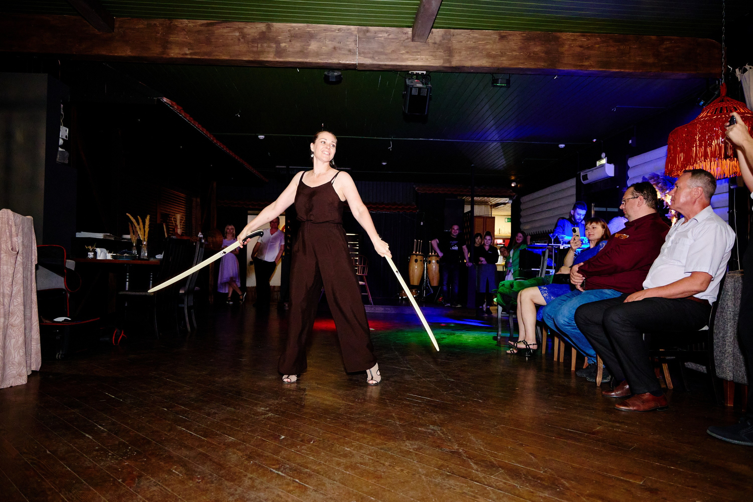 Выпускной 35 Сош. Фотограф Выпускные альбомы Таганрог Сергей Коробченко