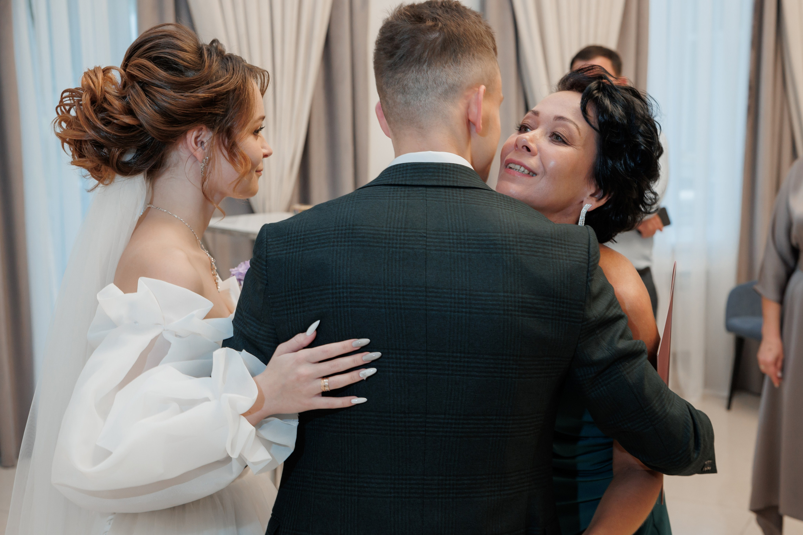 Константин и Дарья, ЗАГС ВДНХ, отель Soluxe, ресторан «Антик». Свадебный и репортажный фотограф (Москва, Королев и другие)