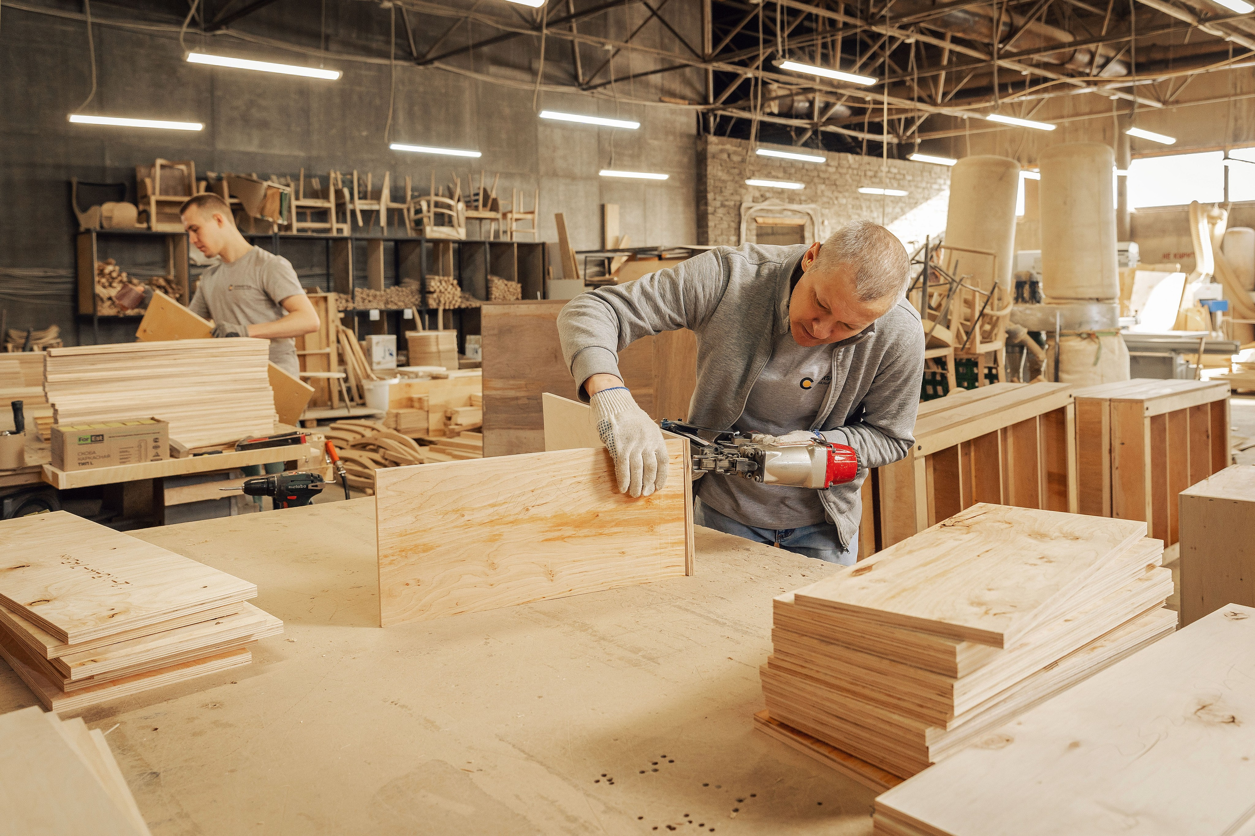 Сборочный цех мебельного производства CORSASTYLE в Самаре