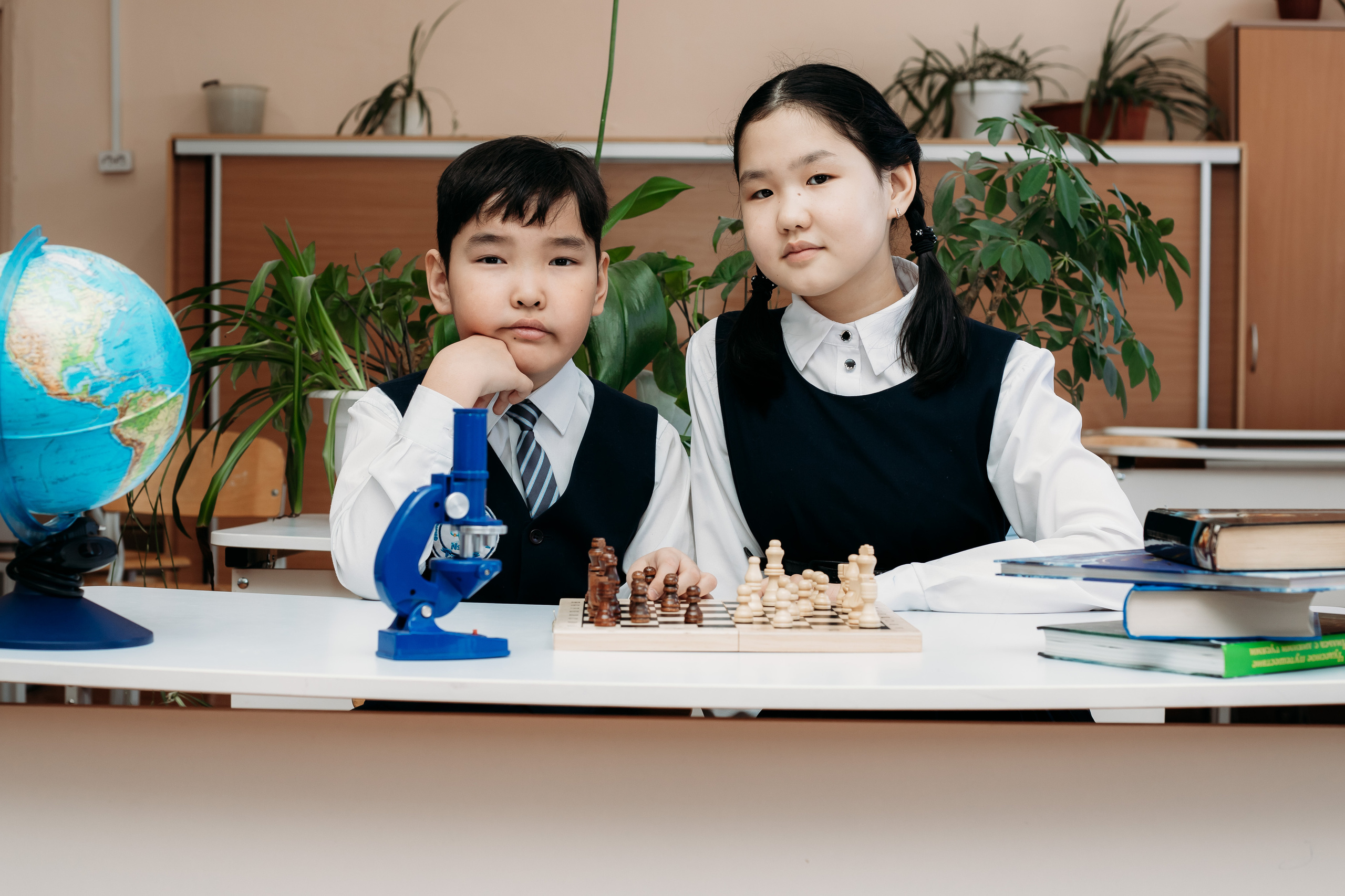 4 классы в школе. Фотограф Бурятия. Печать фотокниг