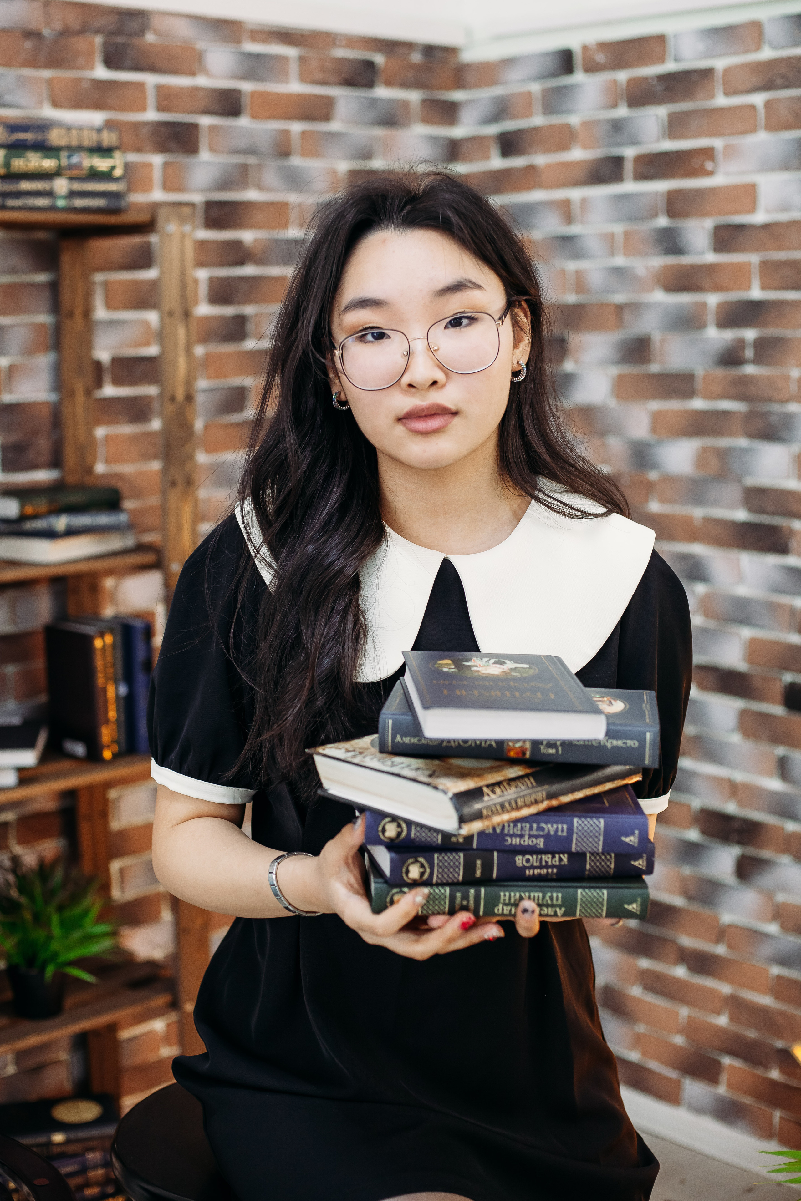 Школьники в студии. Фотограф Бурятия. Печать фотокниг