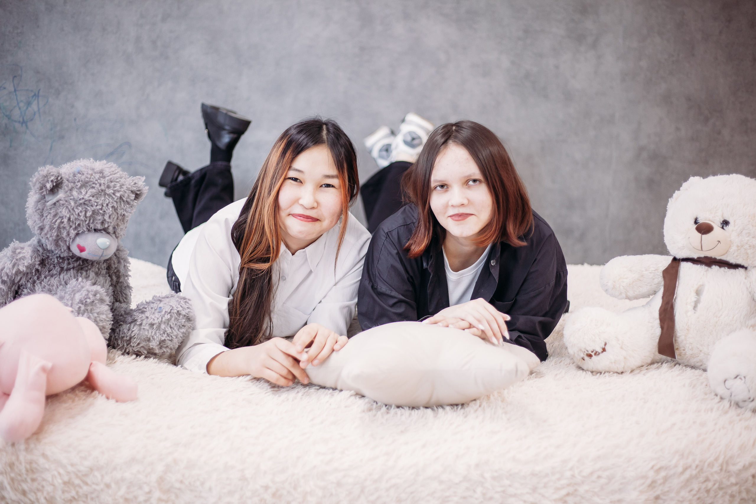 Школьники в студии. Фотограф Бурятия. Печать фотокниг