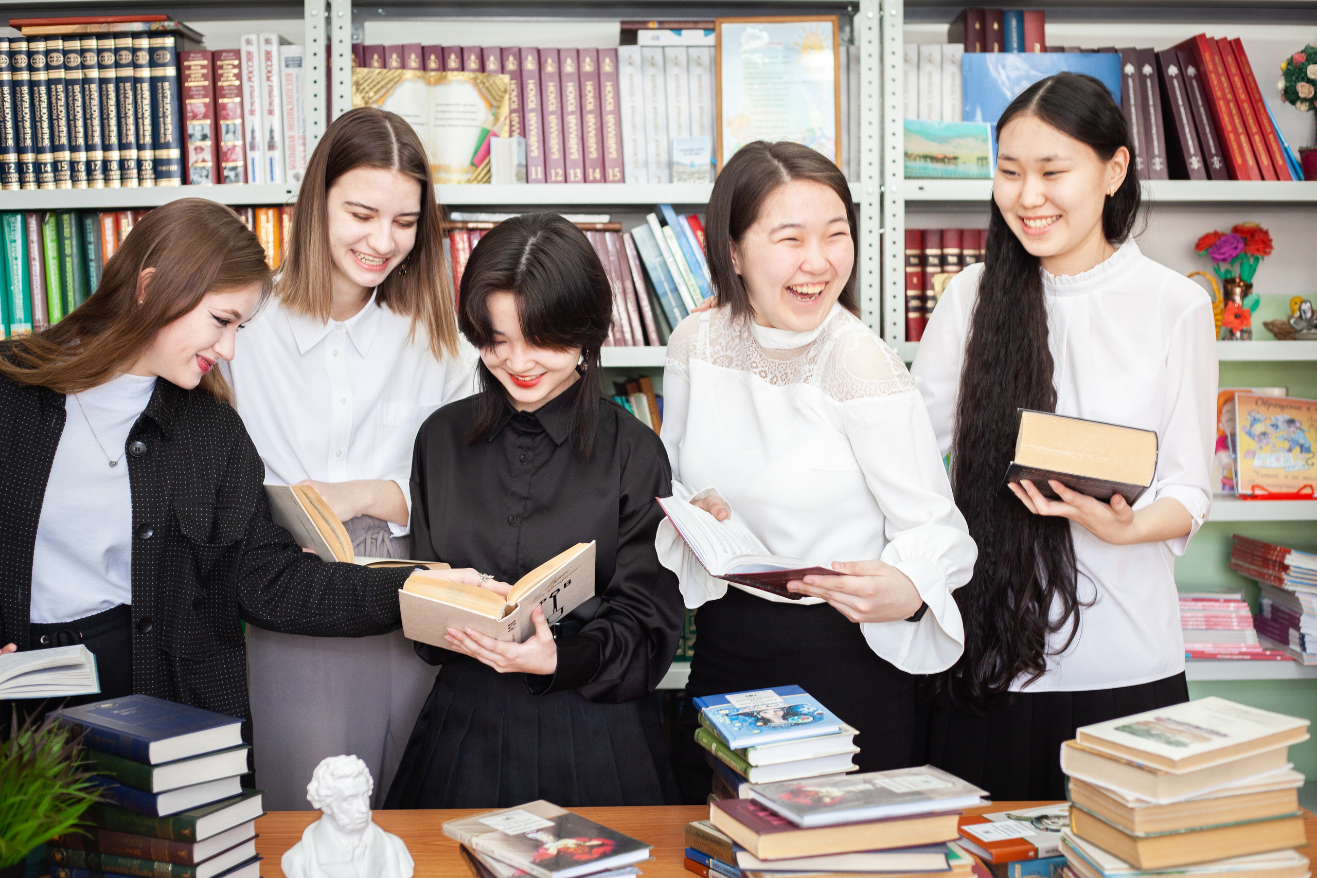 В школе. Фотограф Бурятия. Печать фотокниг