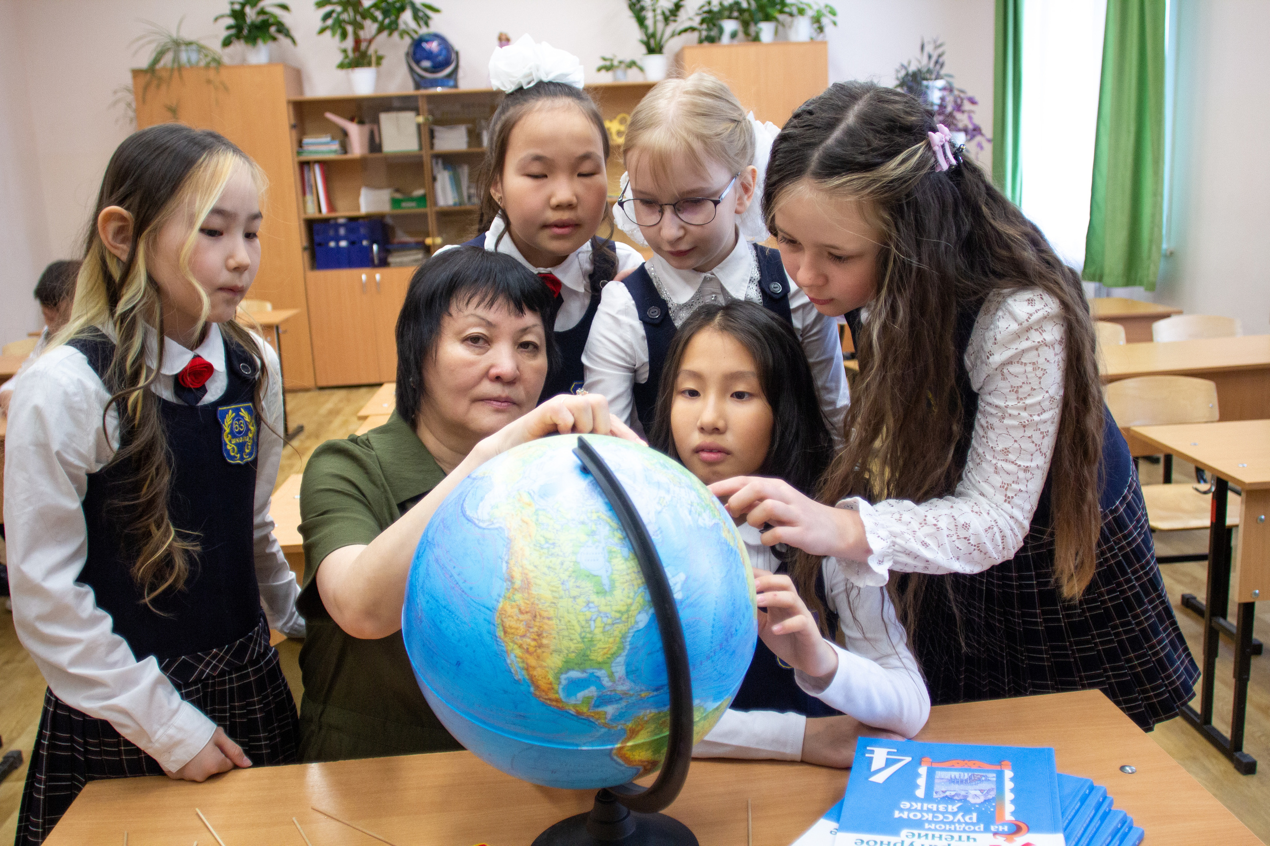 4 классы в школе. Фотограф Бурятия. Печать фотокниг