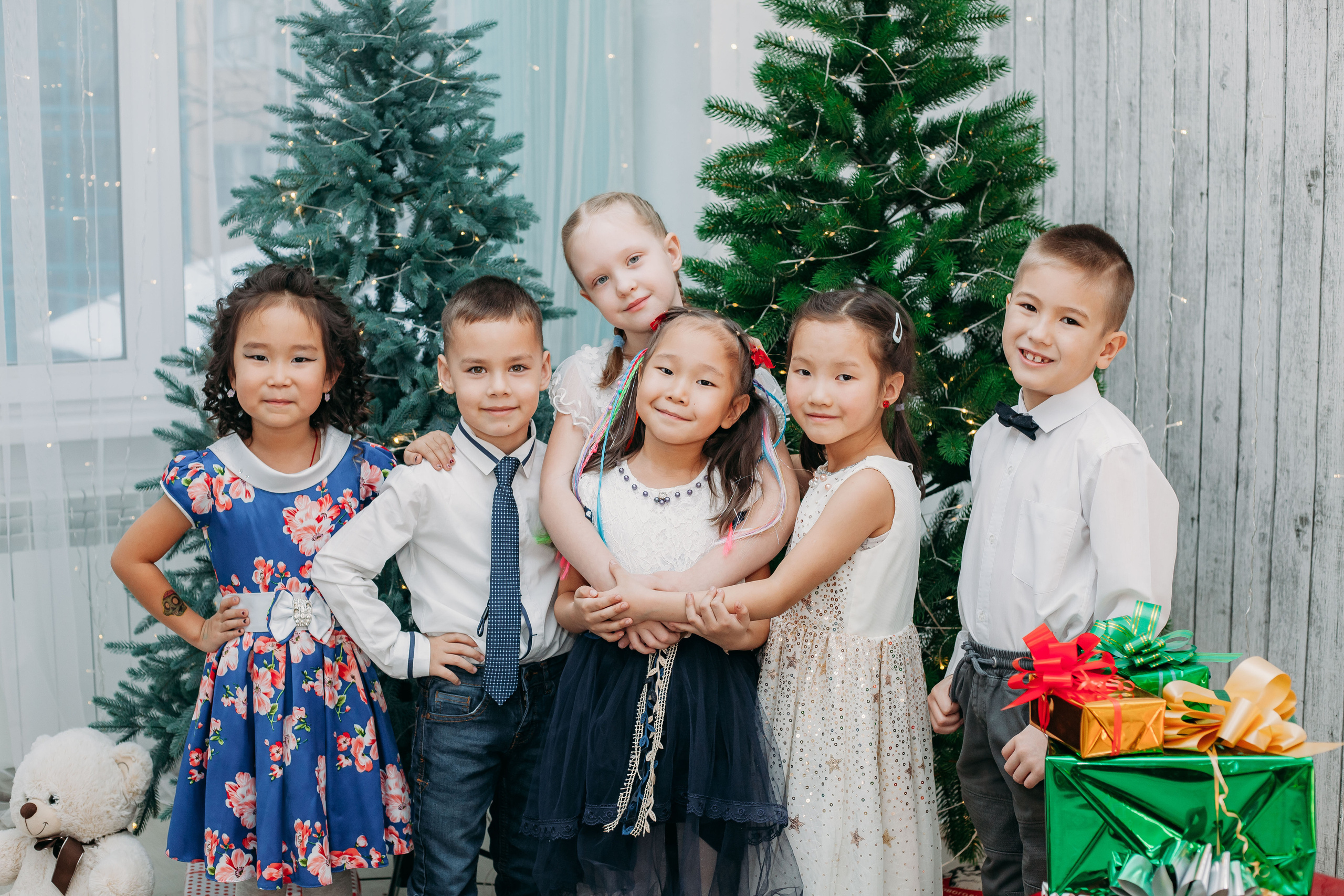 Детский сад в Новогодней студии. Фотограф Бурятия. Печать фотокниг