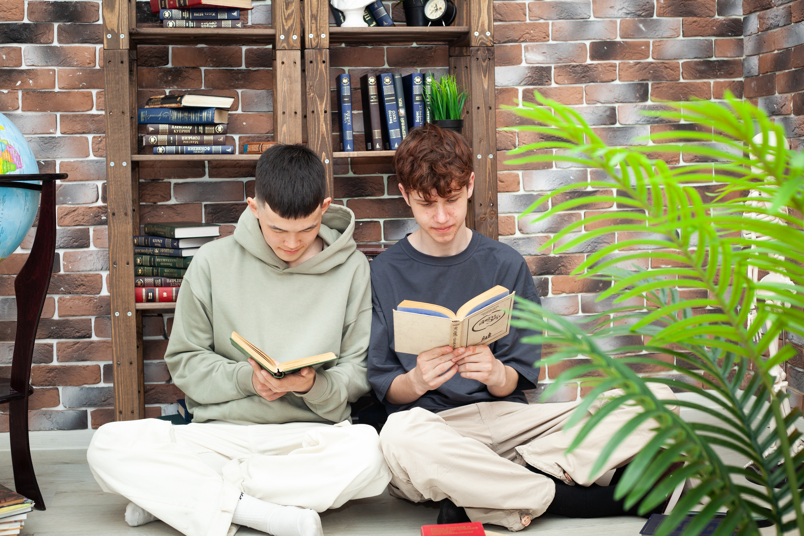 Школьники в студии. Фотограф Бурятия. Печать фотокниг