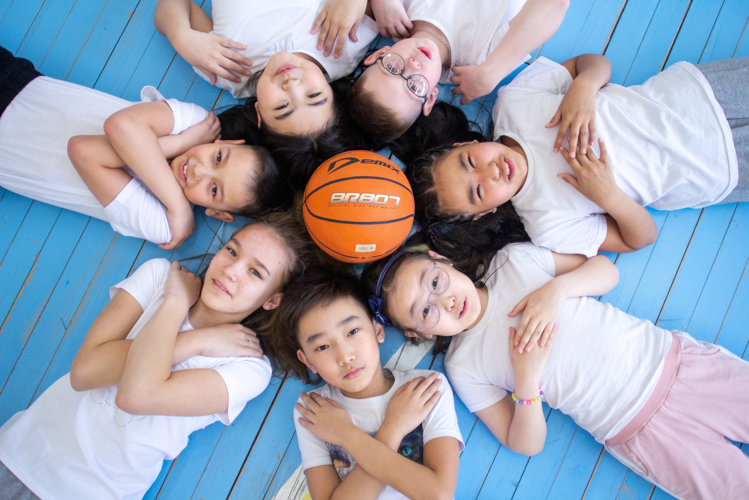 4 классы в школе. Фотограф Бурятия. Печать фотокниг