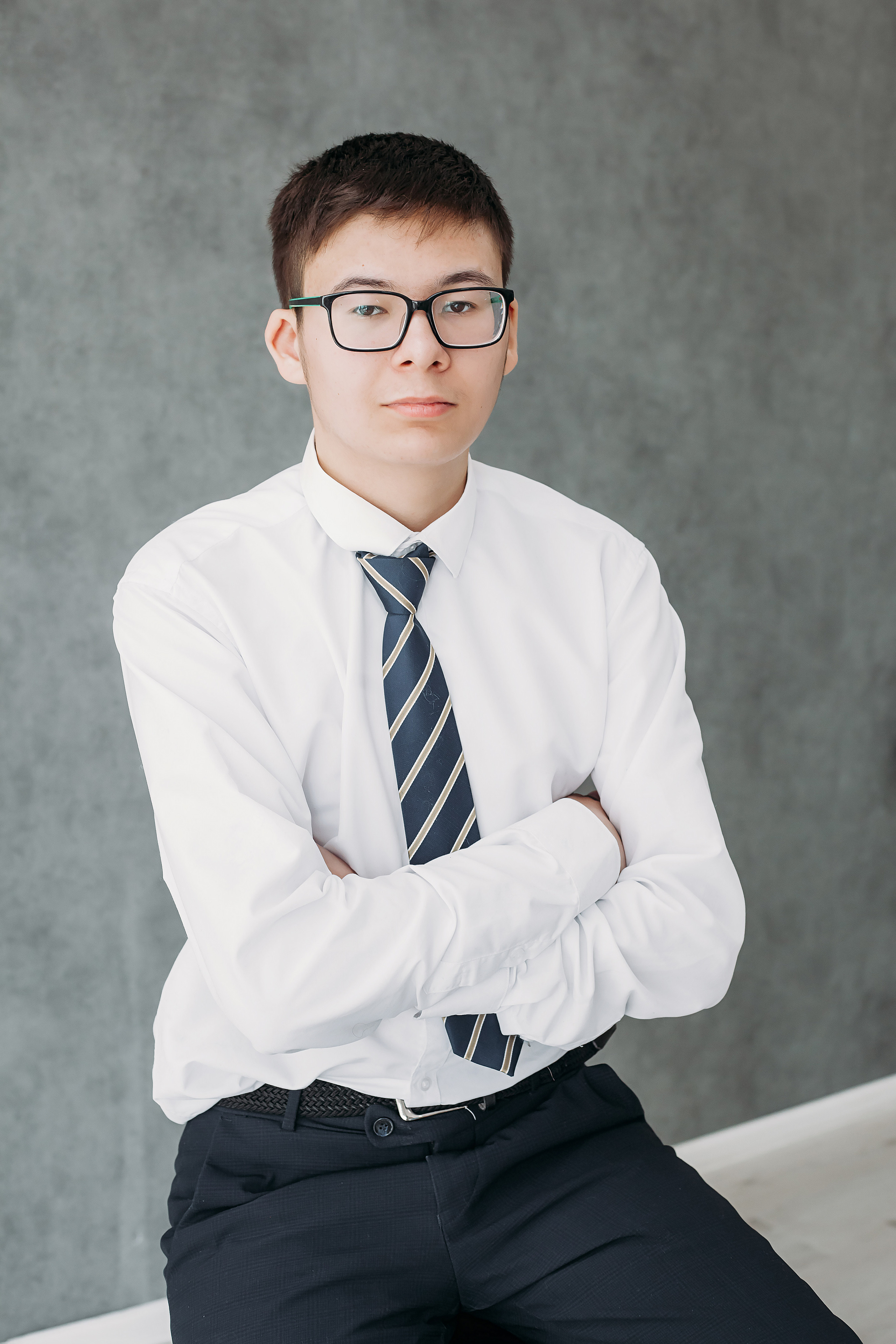 Школьники в студии. Фотограф Бурятия. Печать фотокниг