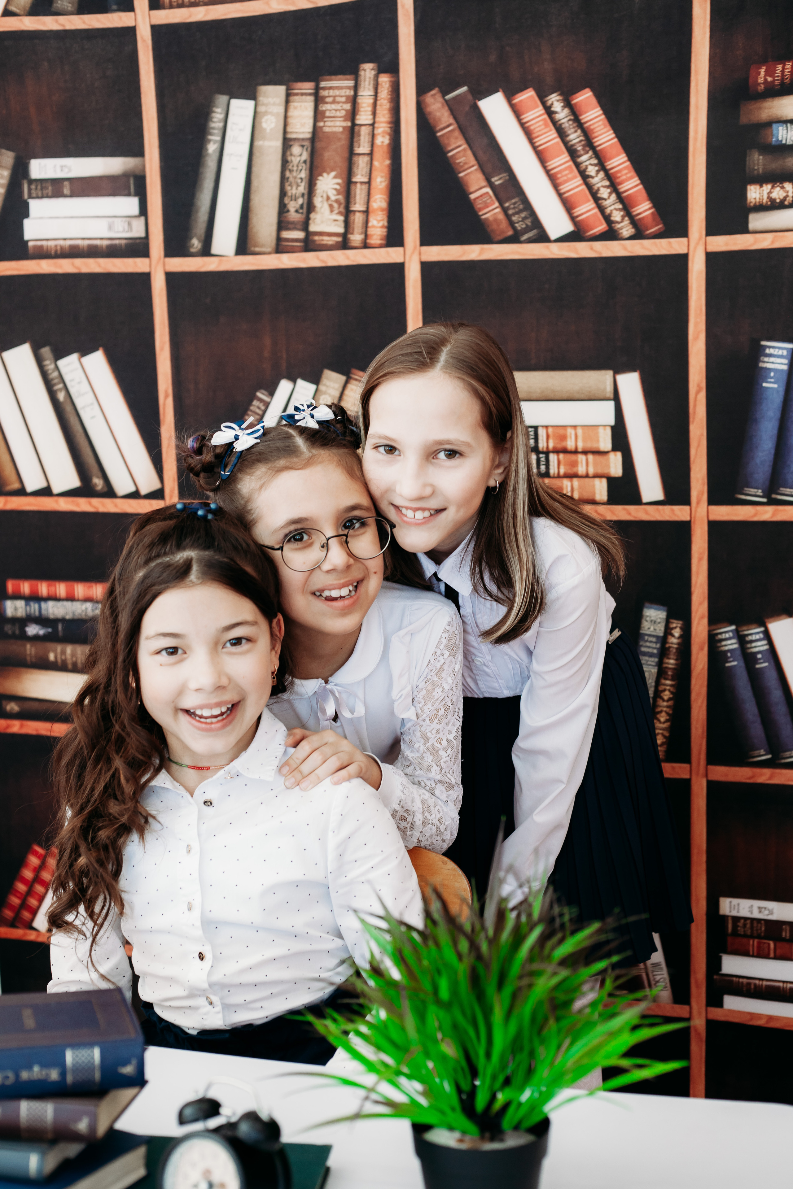 4 классы в школе. Фотограф Бурятия. Печать фотокниг