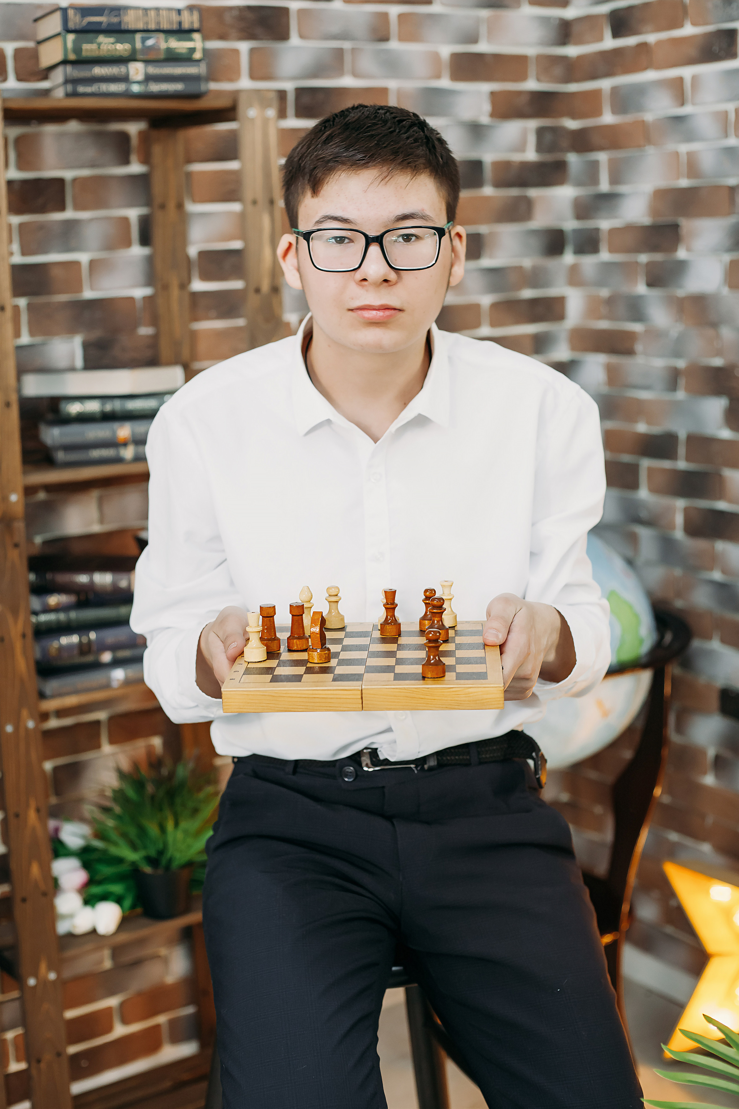 Школьники в студии. Фотограф Бурятия. Печать фотокниг