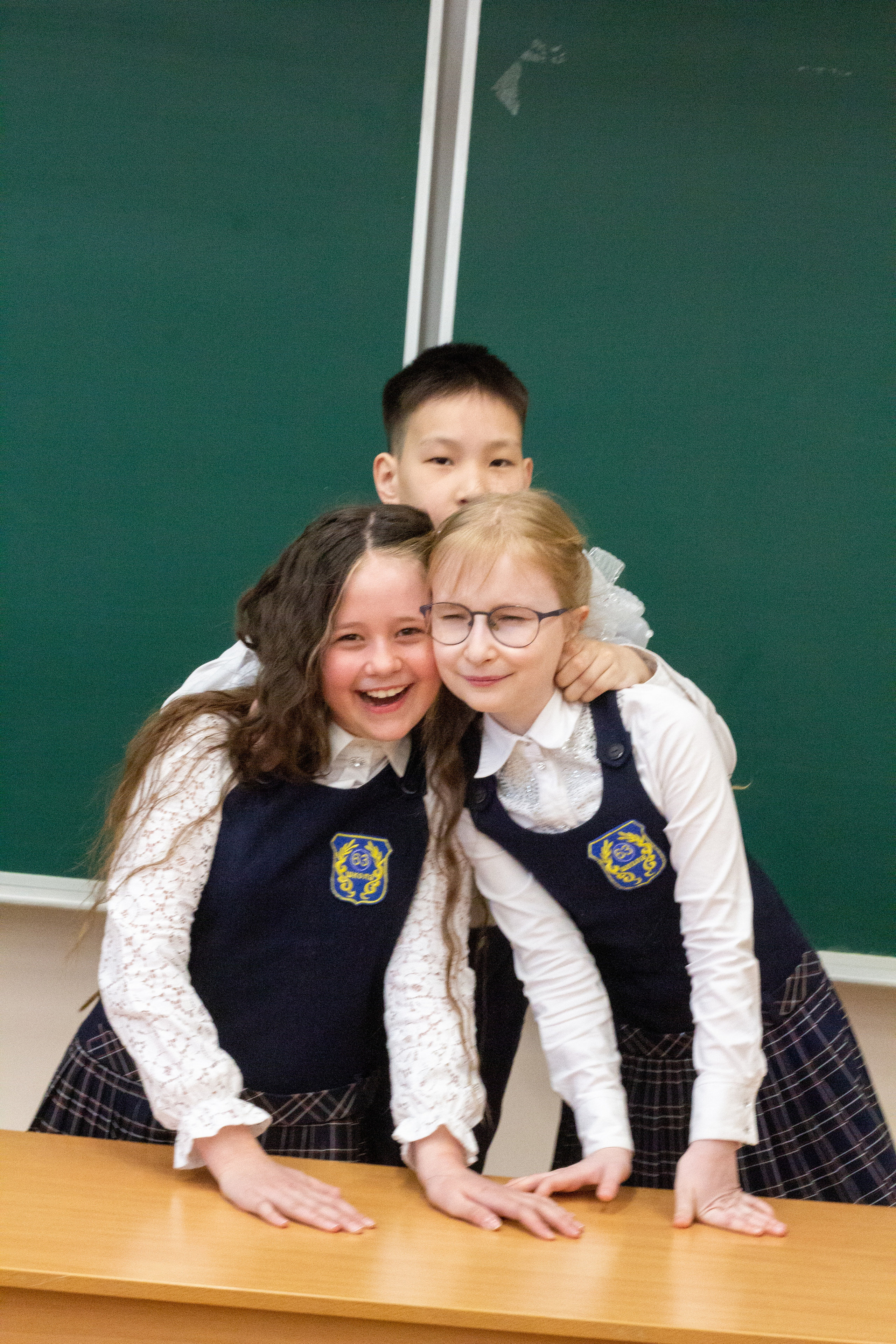 4 классы в школе. Фотограф Бурятия. Печать фотокниг