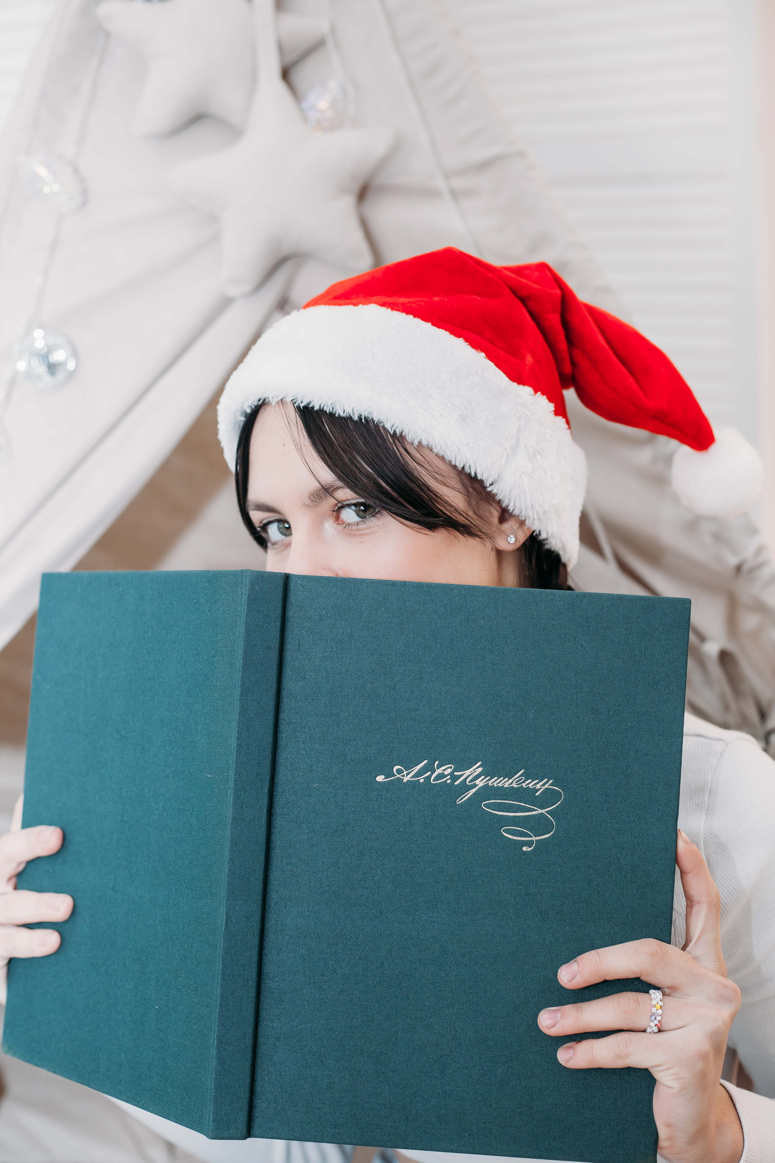 Школьники В Новогодней студии. Фотограф Бурятия. Печать фотокниг