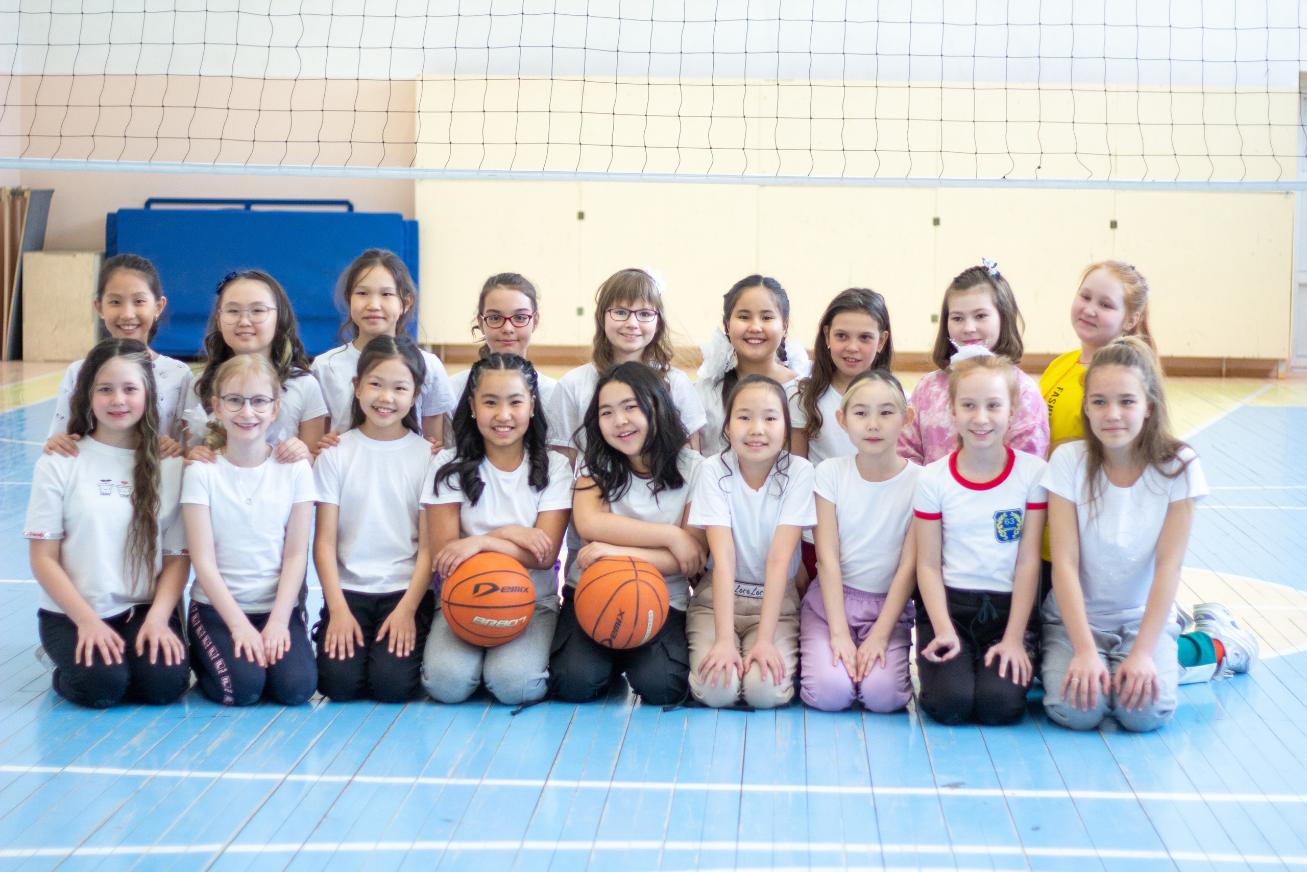 4 классы в школе. Фотограф Бурятия. Печать фотокниг