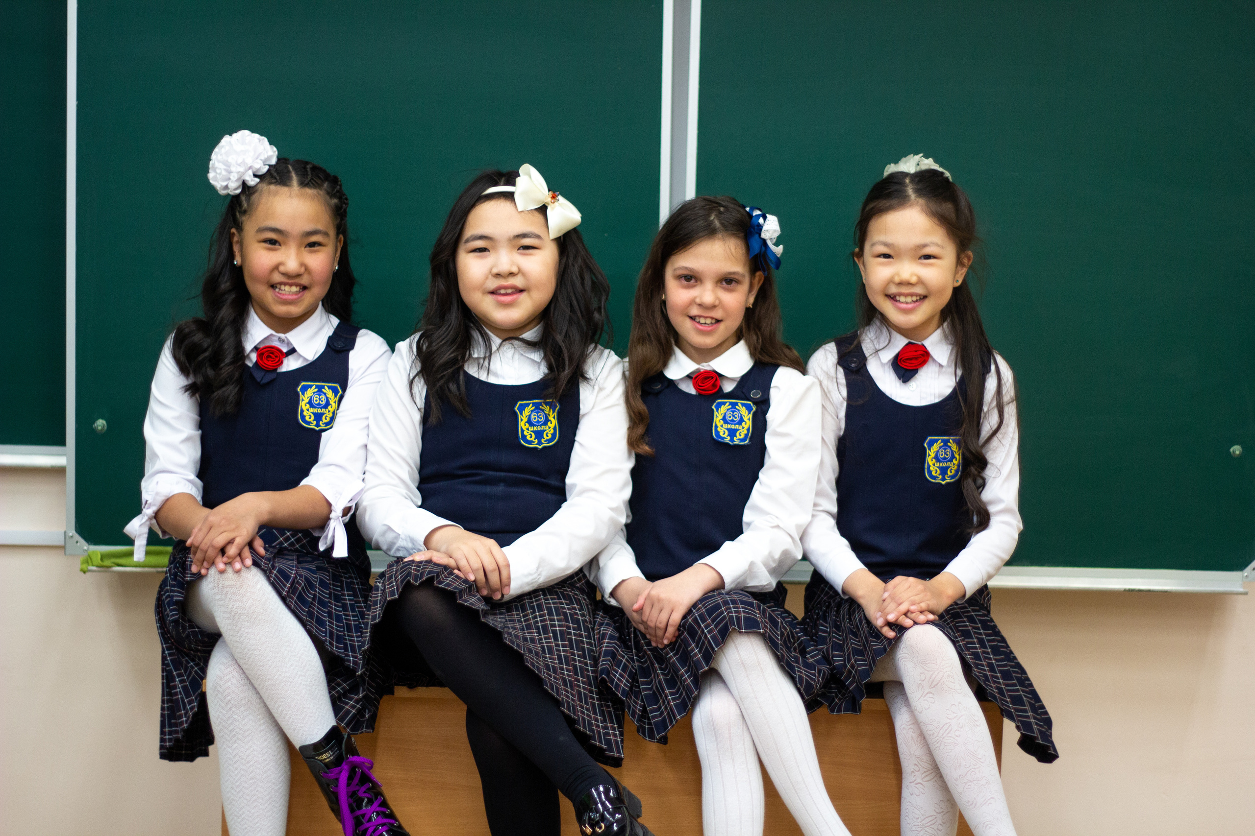 4 классы в школе. Фотограф Бурятия. Печать фотокниг