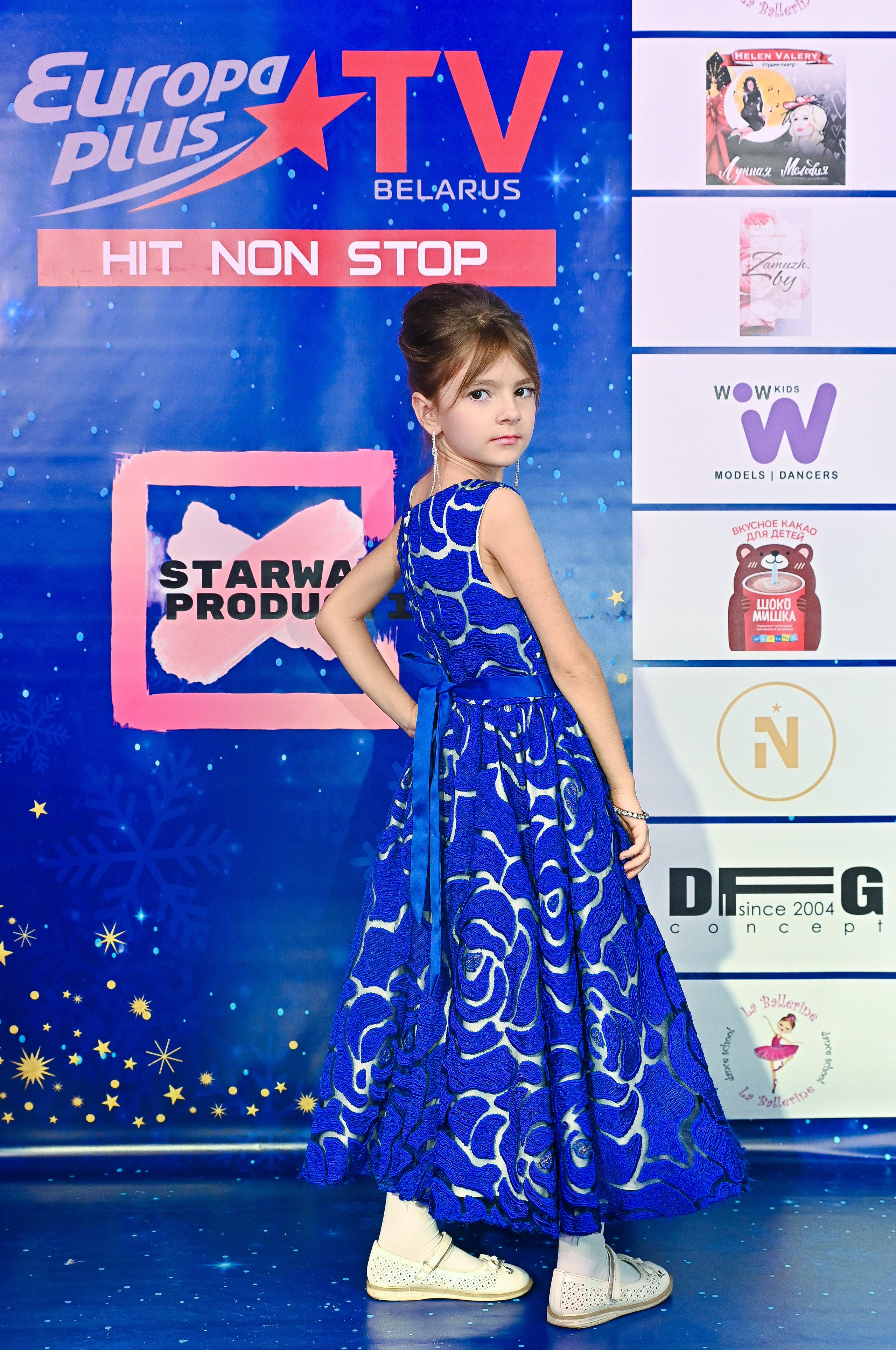 Большая новогодняя тусовка. Фотоуслуги, услуги фотографа, фотографирование важных событий