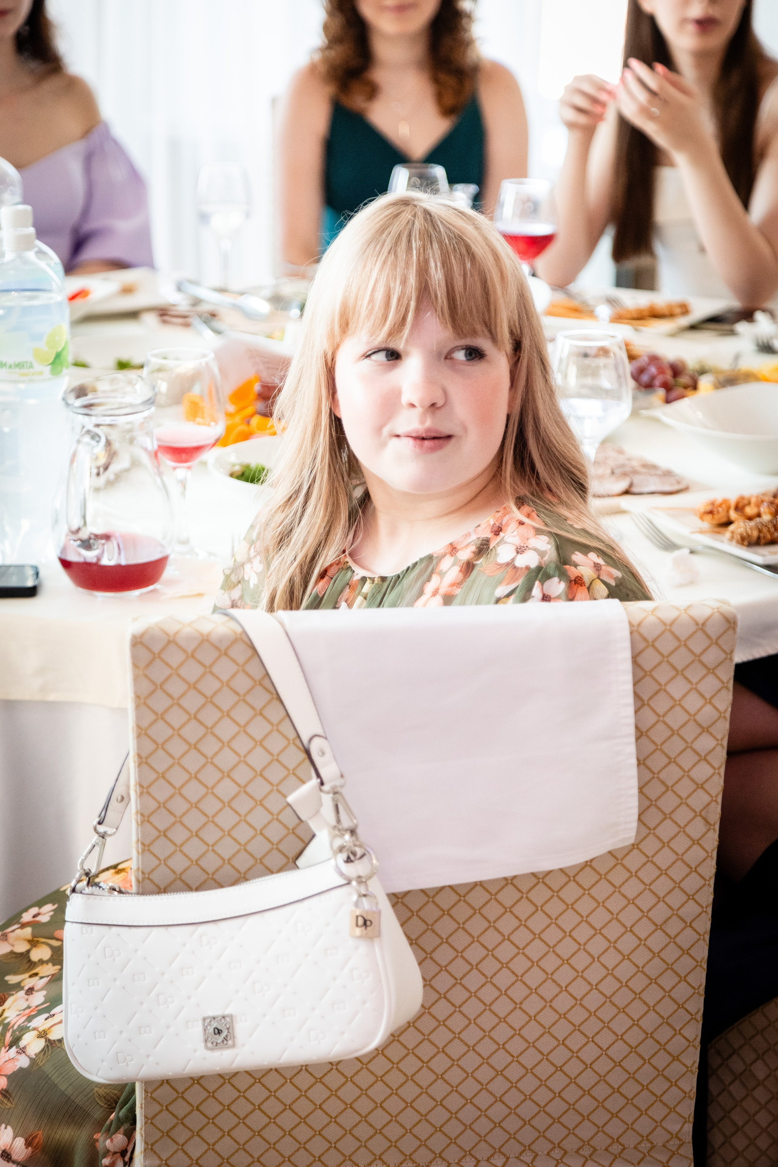 Школьный выпускной. Детский фотограф видеограф в Хабаровске Михаил Орлов