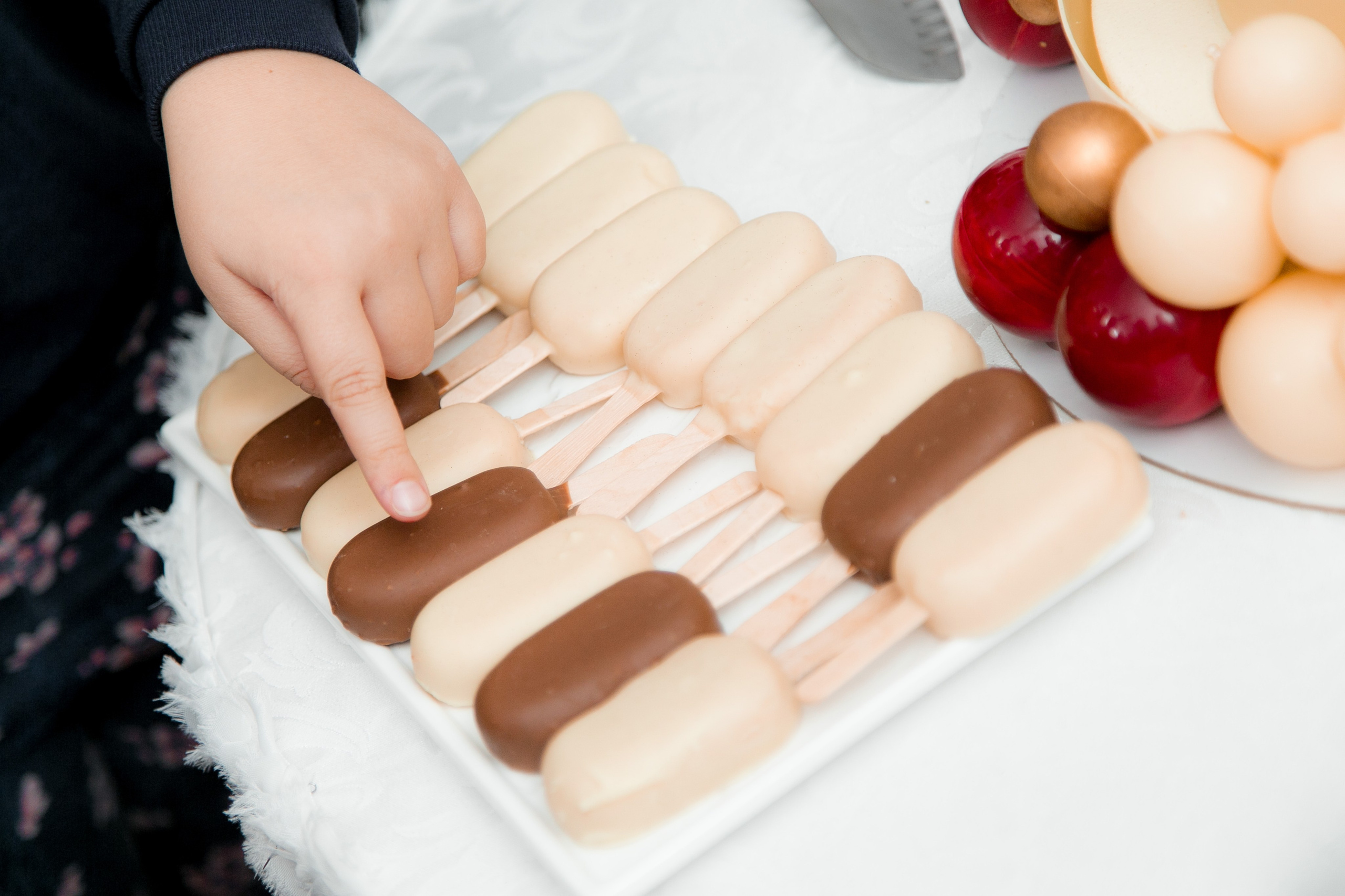 Фотосъемка детского Дня рождения Анечки. Репортажный фотограф Борис Геер