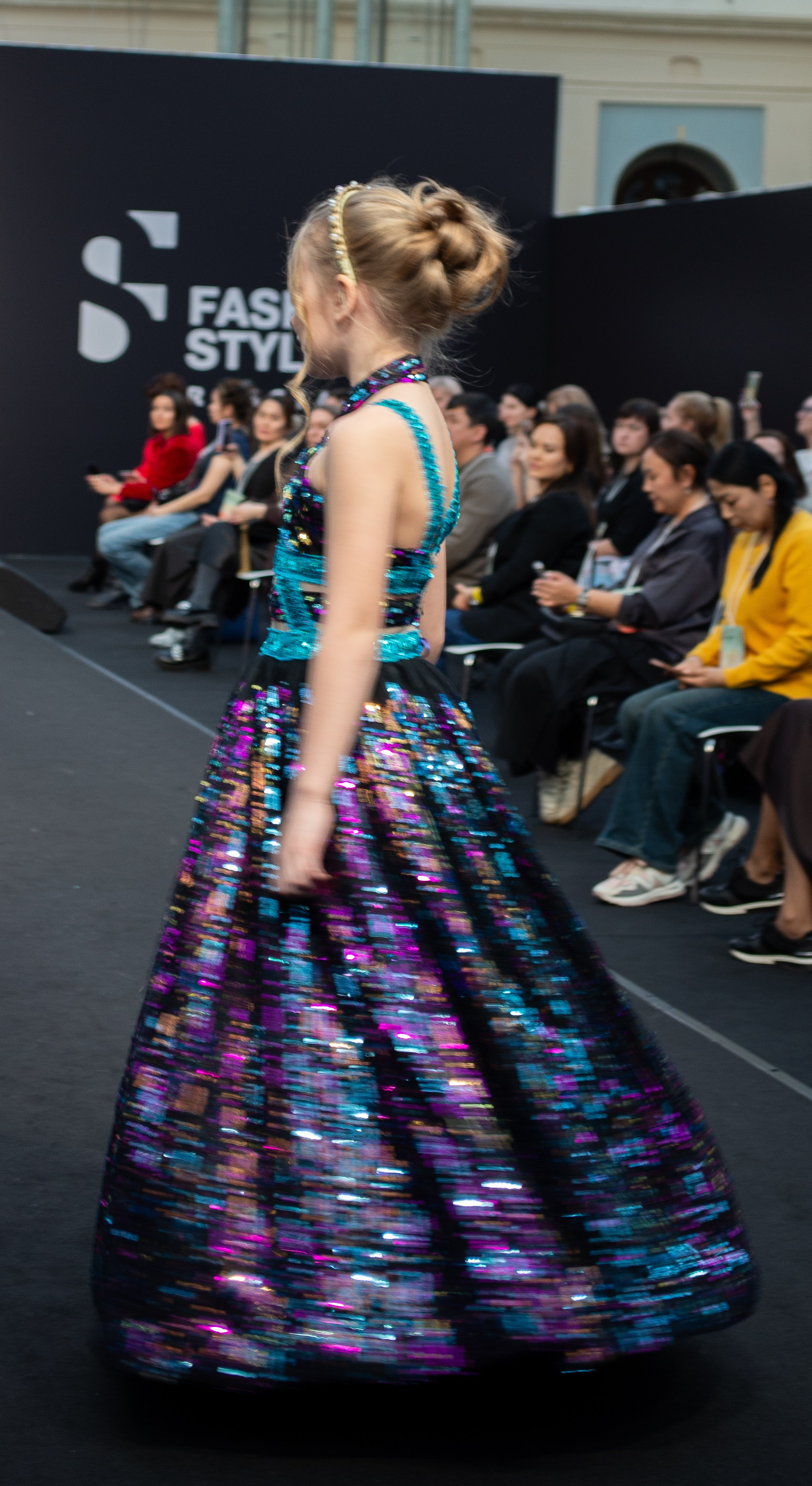 Fashion Style Russia -Детский показ. Victoria Radjevna Репортажный Фотограф — Видеограф Москва • Санкт-Петербург