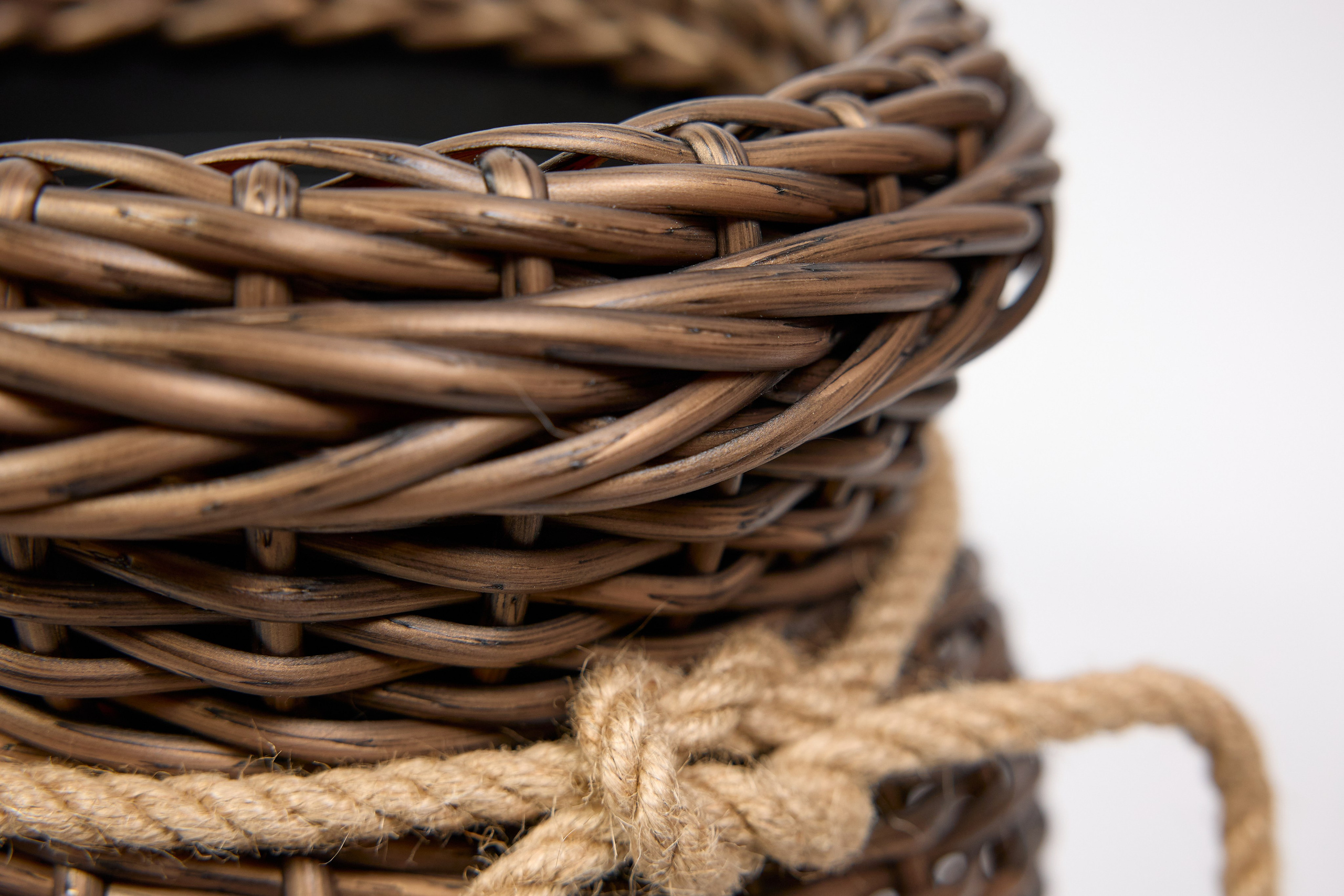 Фотосъёмка для маркетплейсов. Предметный и репортажный фотограф Алексей Кротов