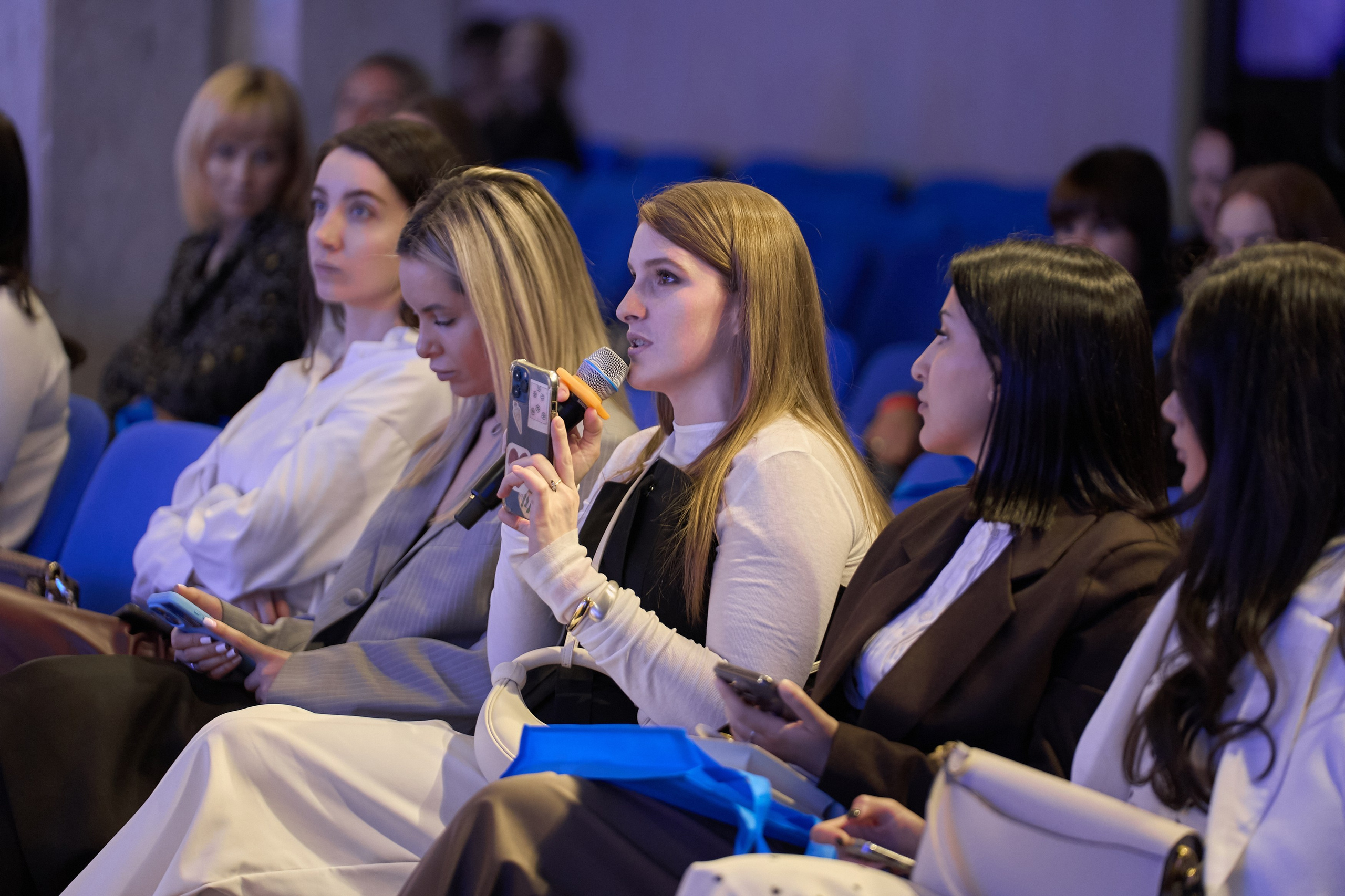 СЛУШАТЕЛИ. PRO-AGELESS