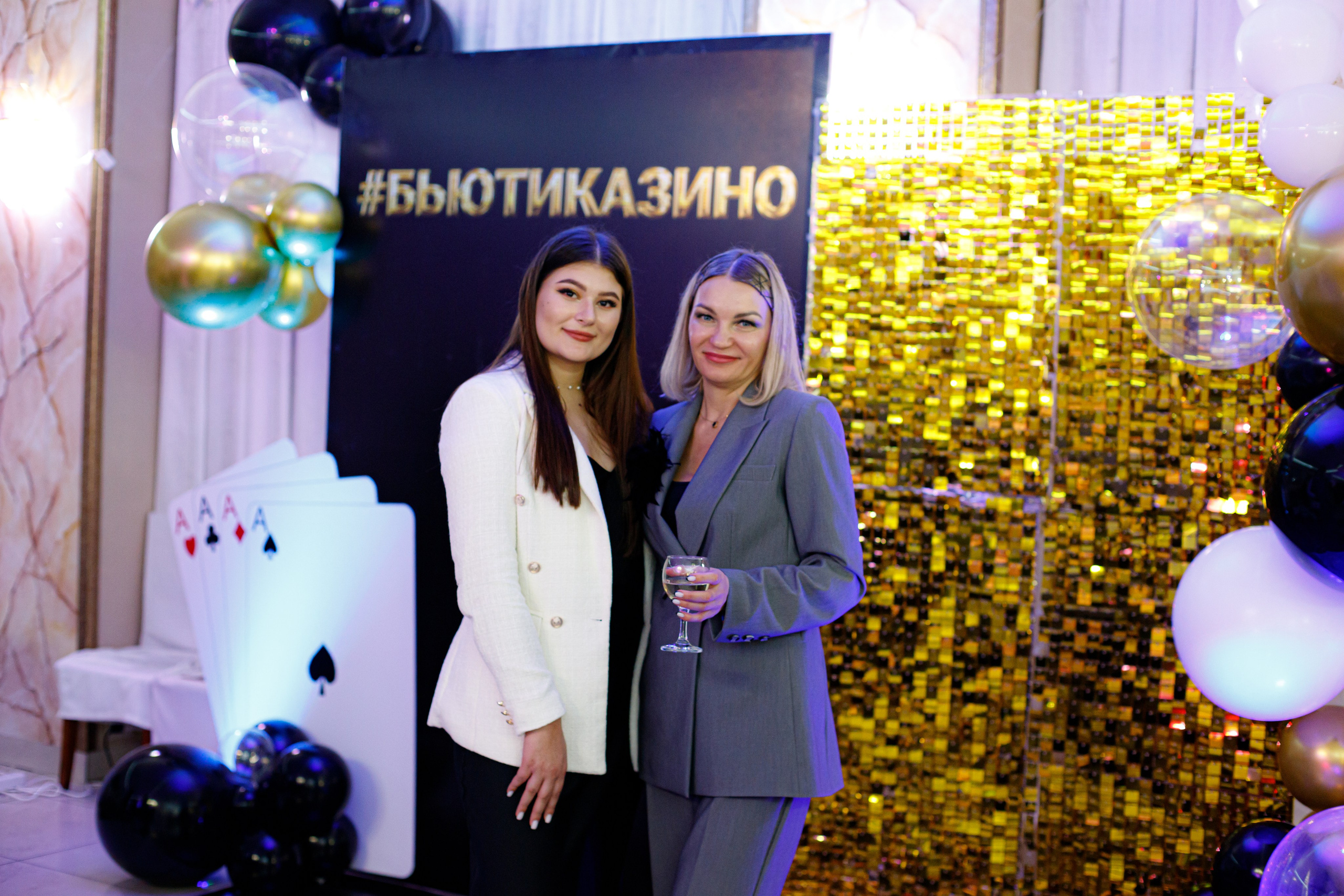 ELOSMED. Photokarish