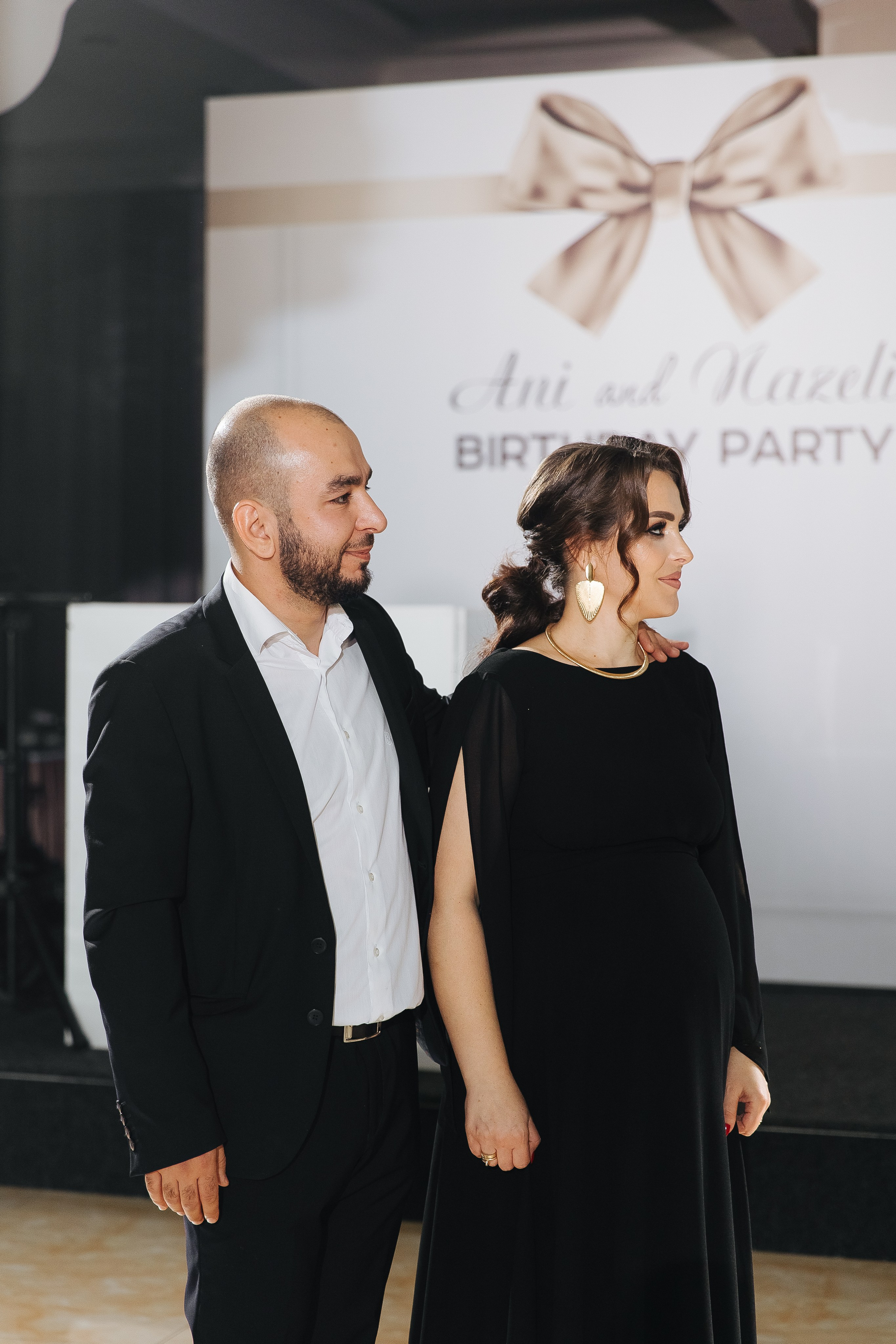 Ани и Назели. 35&5 День рождения, «Янтарь». Фотограф в Красноярске Надежда Воскресенская