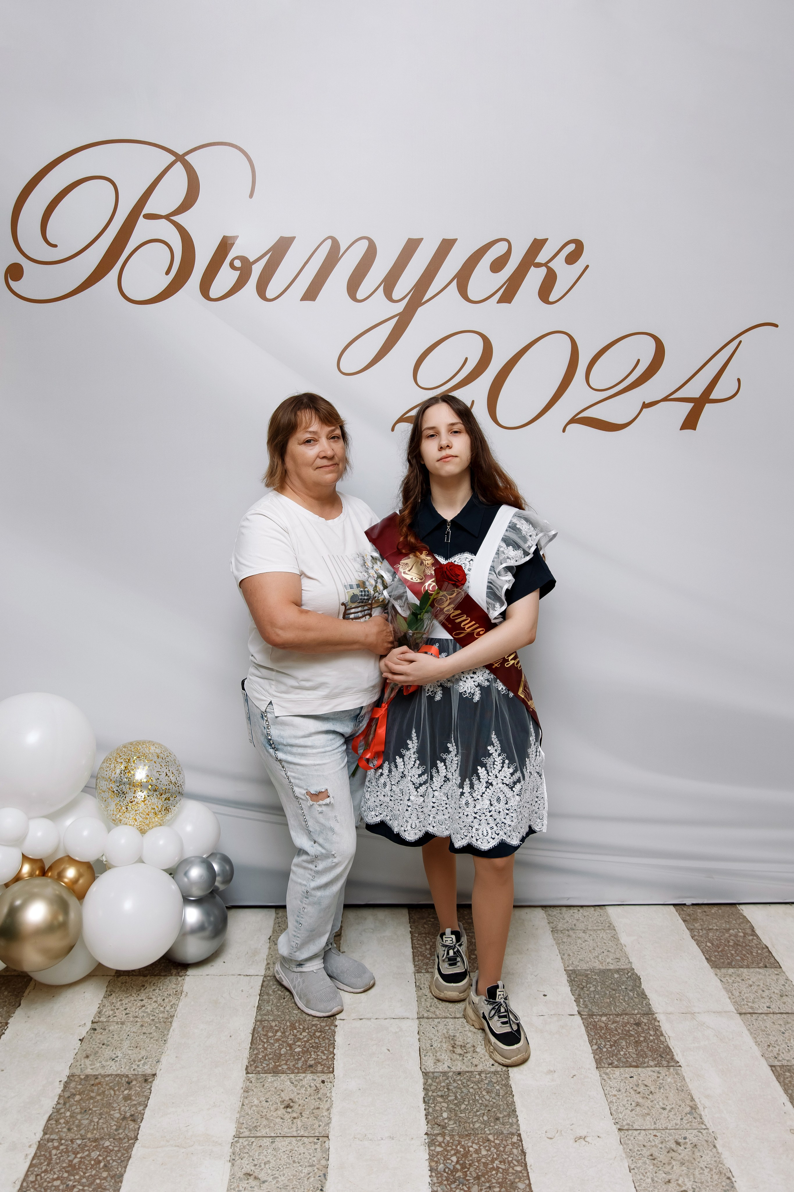 11 класс Последний звонок. Фотограф Любовь Корниенко, Примоский край