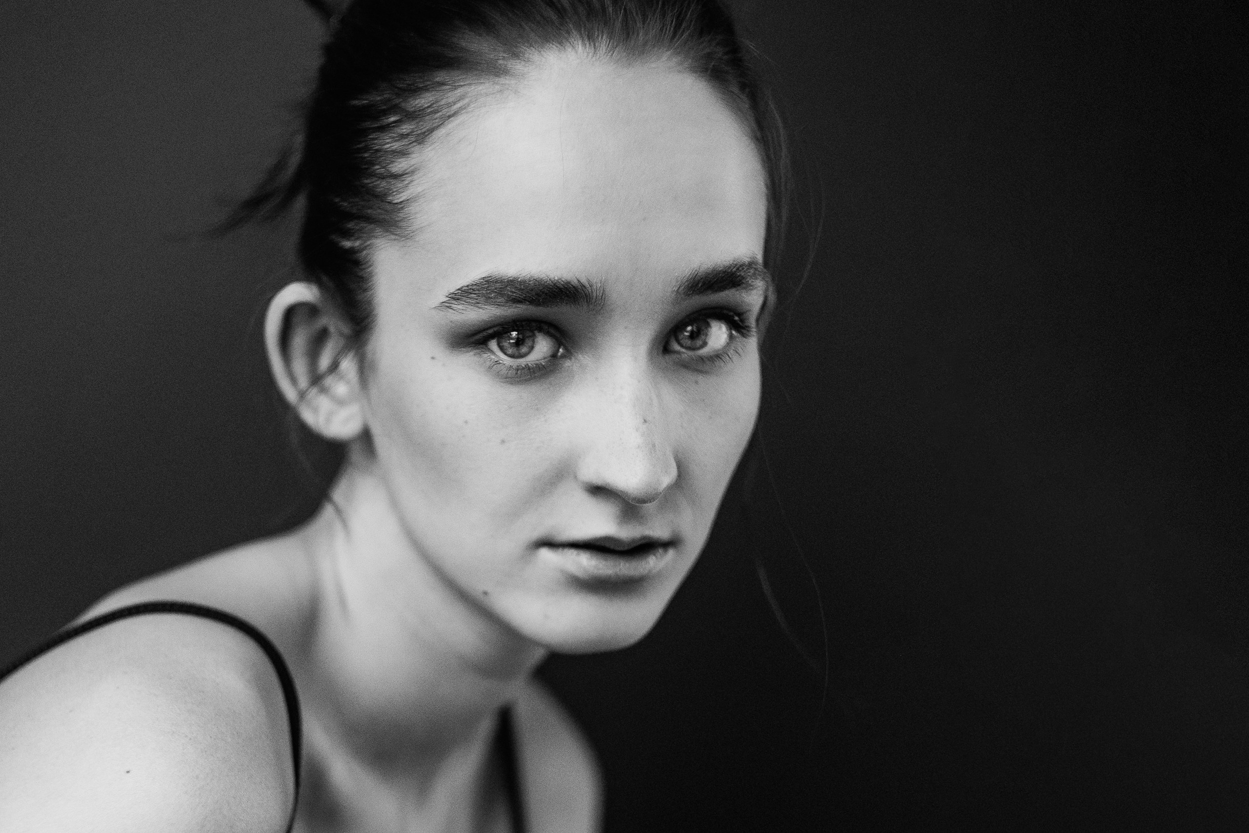 Portrait and Fashion photographer in St. Petersburg. Ivan Kovalev