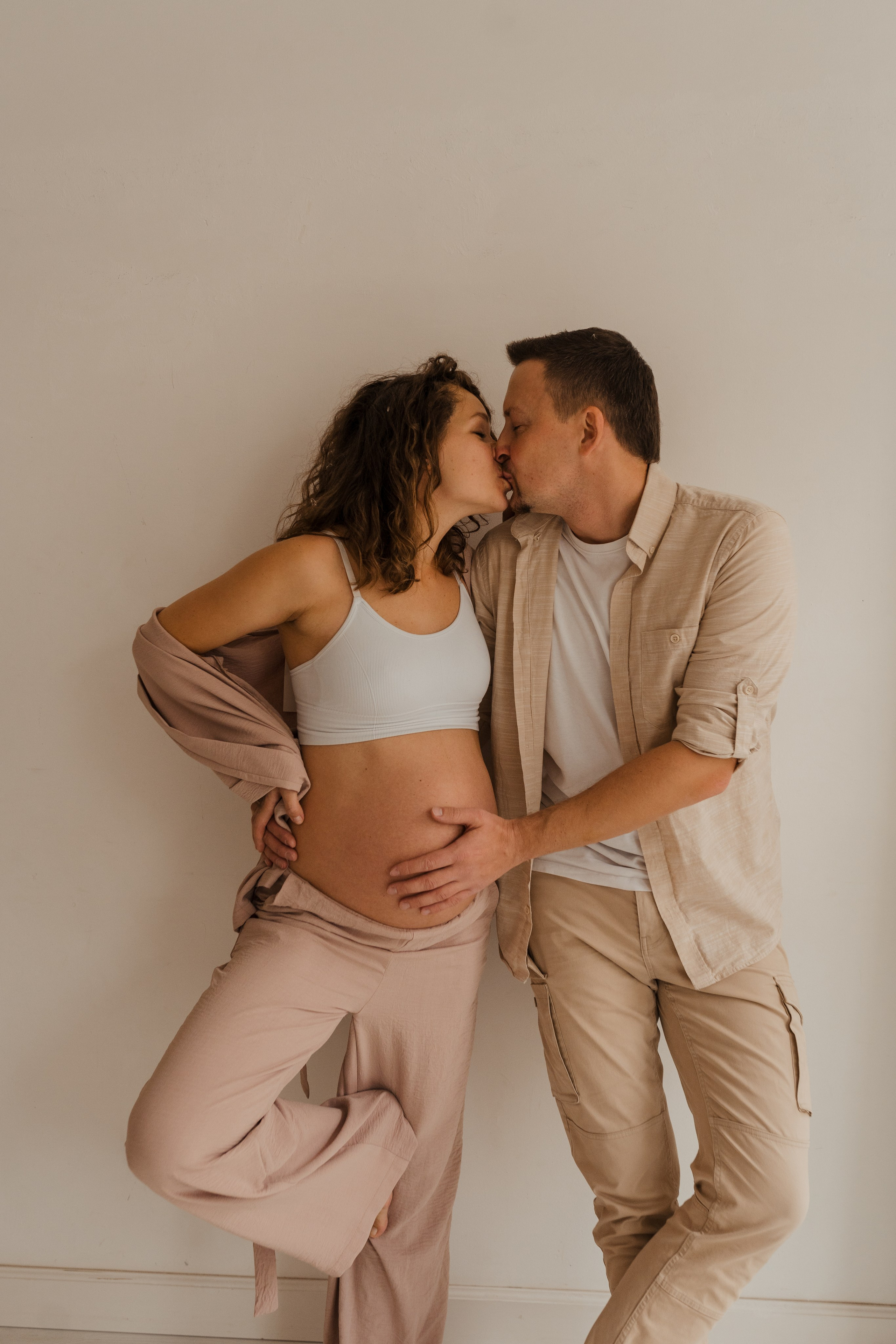 Семейная фотосессия в студии в Москве, семейный фотограф Анна Полушина. Свадебный фотограф в Москве Анна Полушина