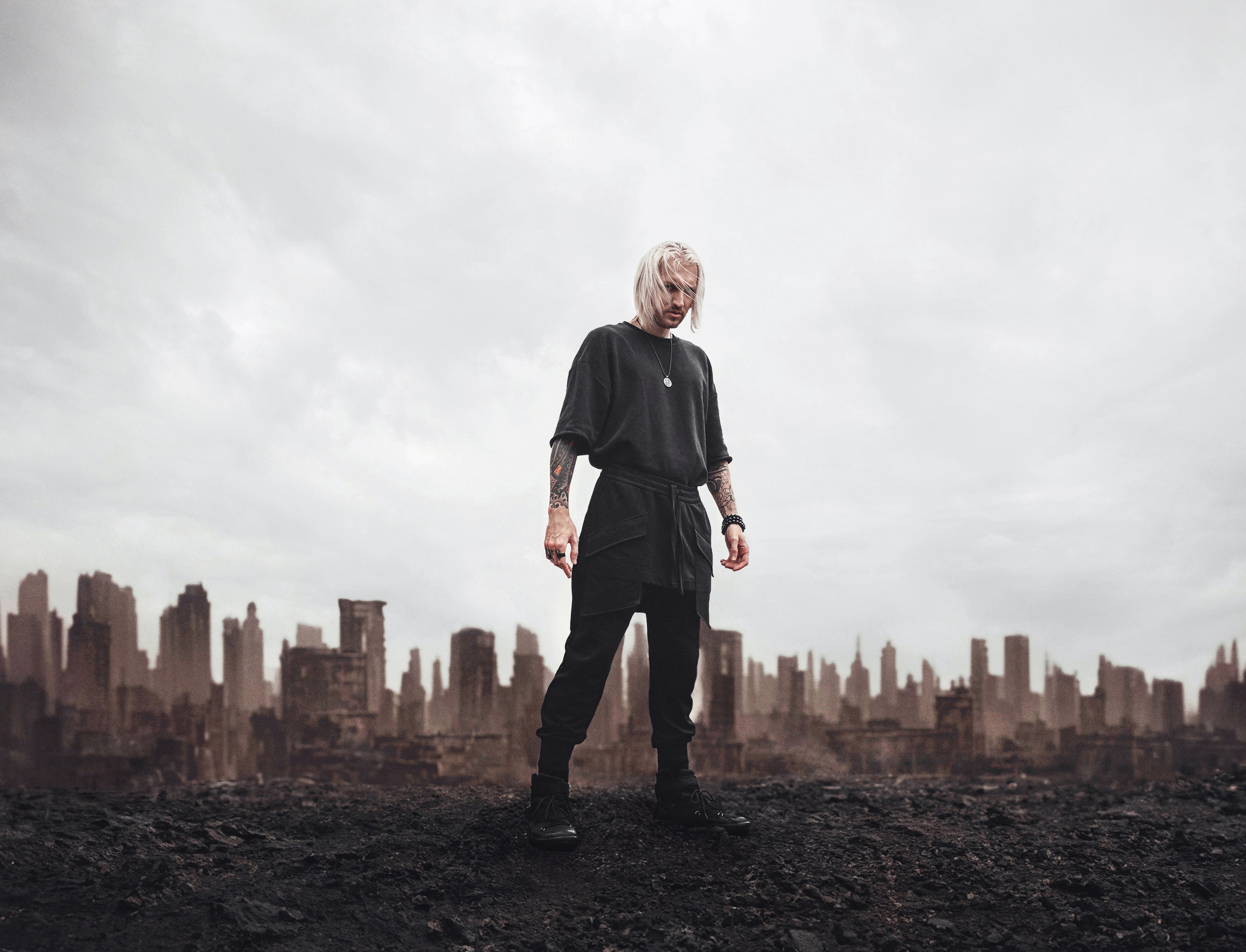 Постановочная фотография: Том 1. Креативный фотограф в Москве Сергей Рамос