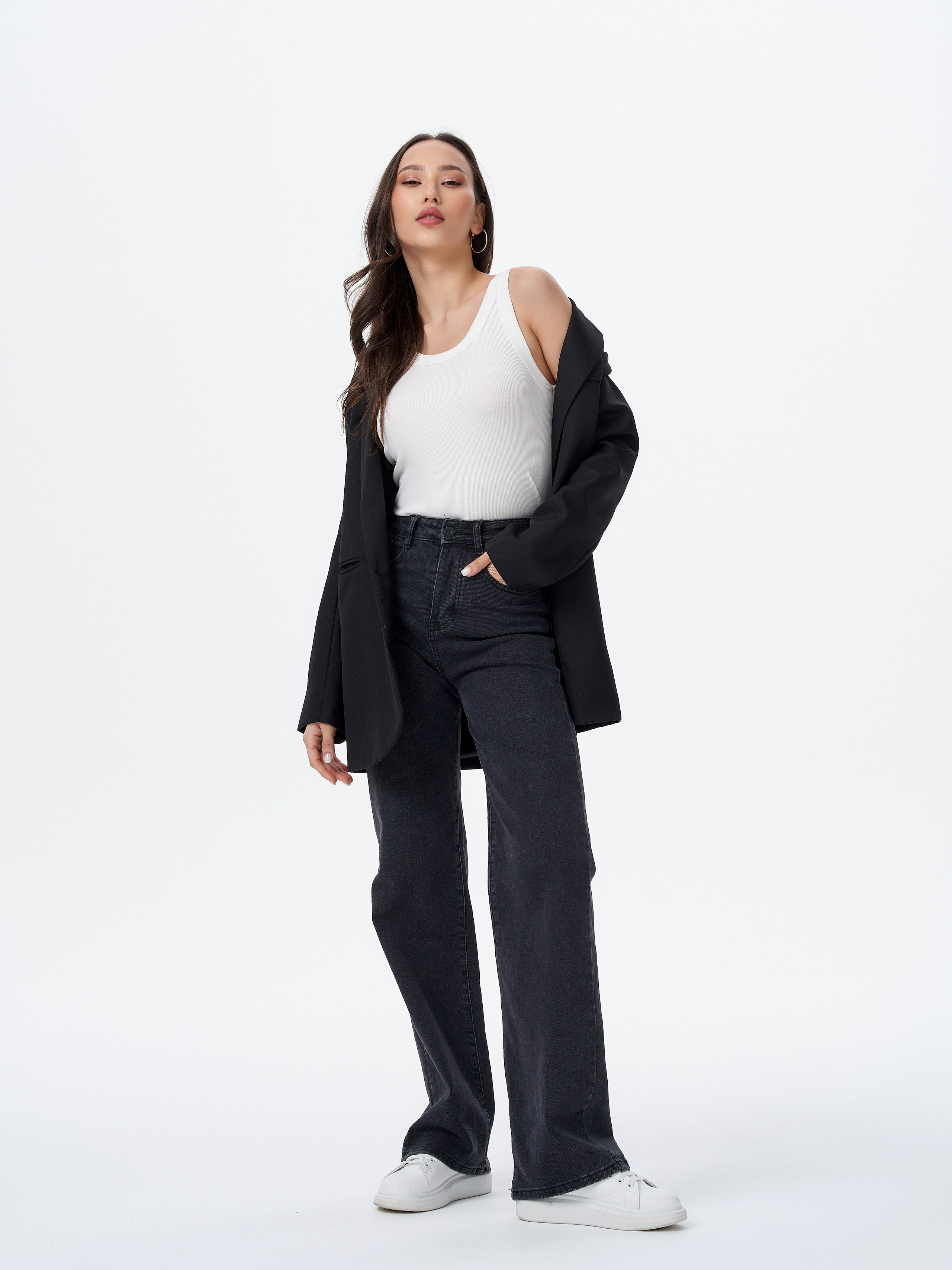 Анастасия З. Контент для маркетплейсов и соцсетей. Фото и видео съемка